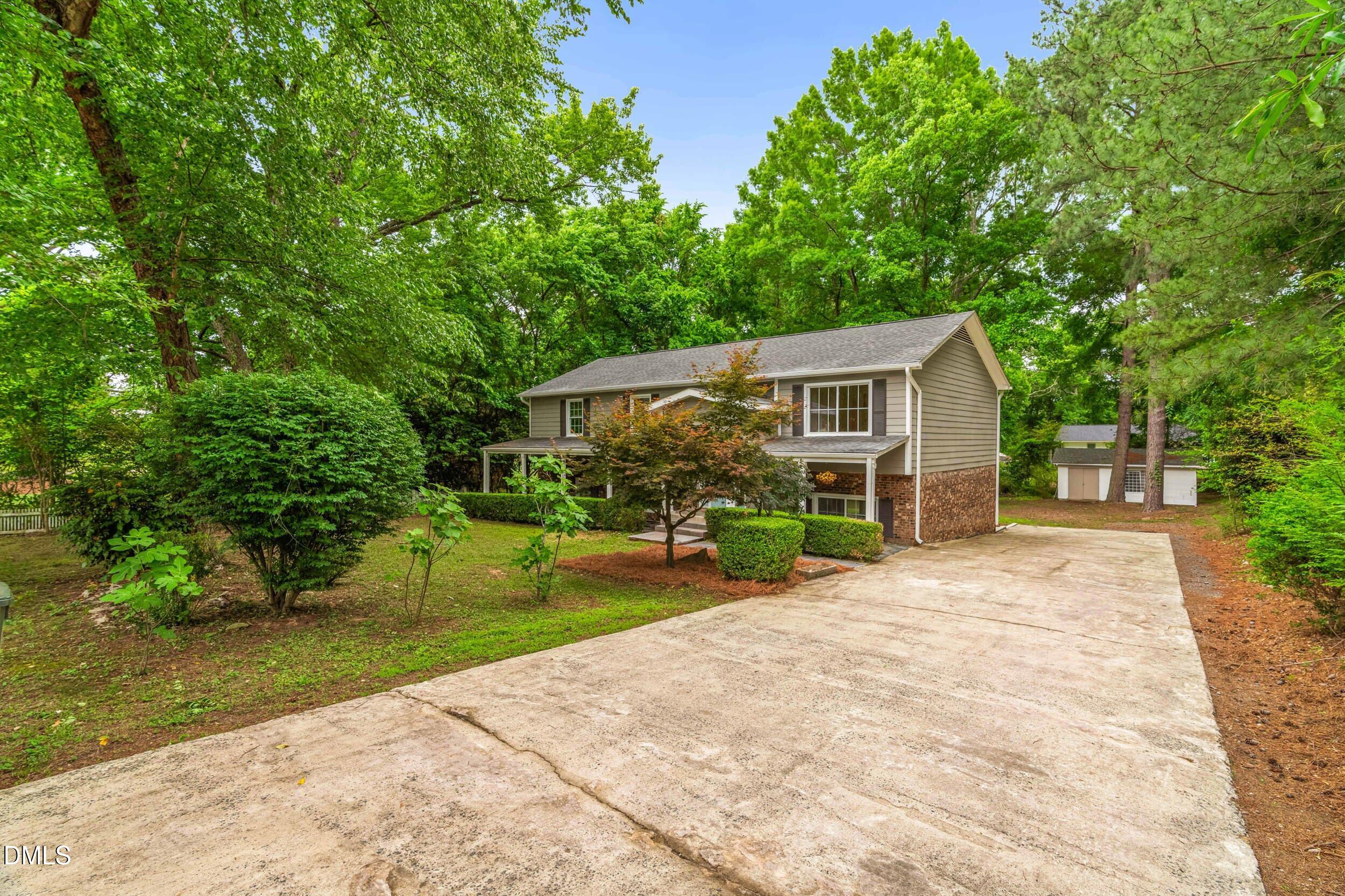 1729 Grady Drive