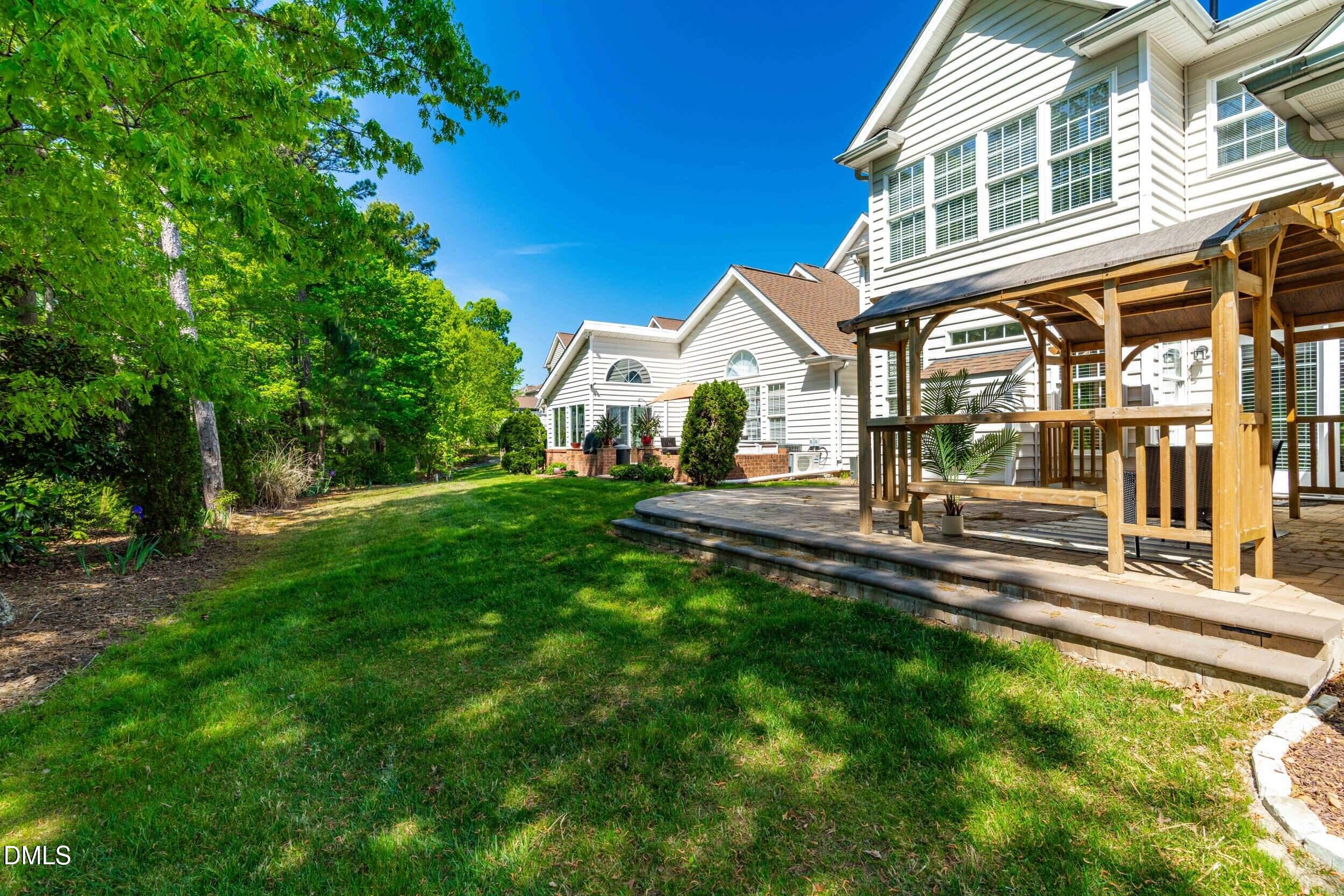 9113 White Eagle Court