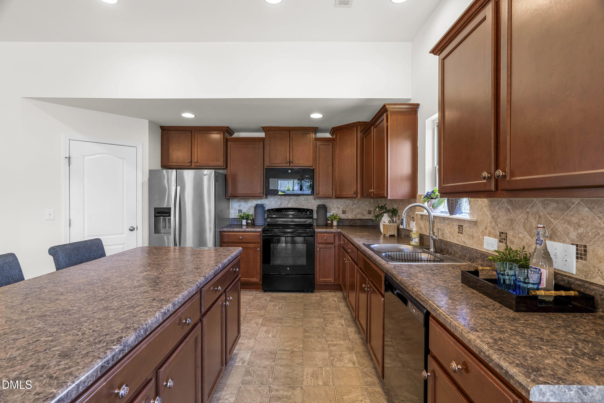 716 Harvest Point Drive