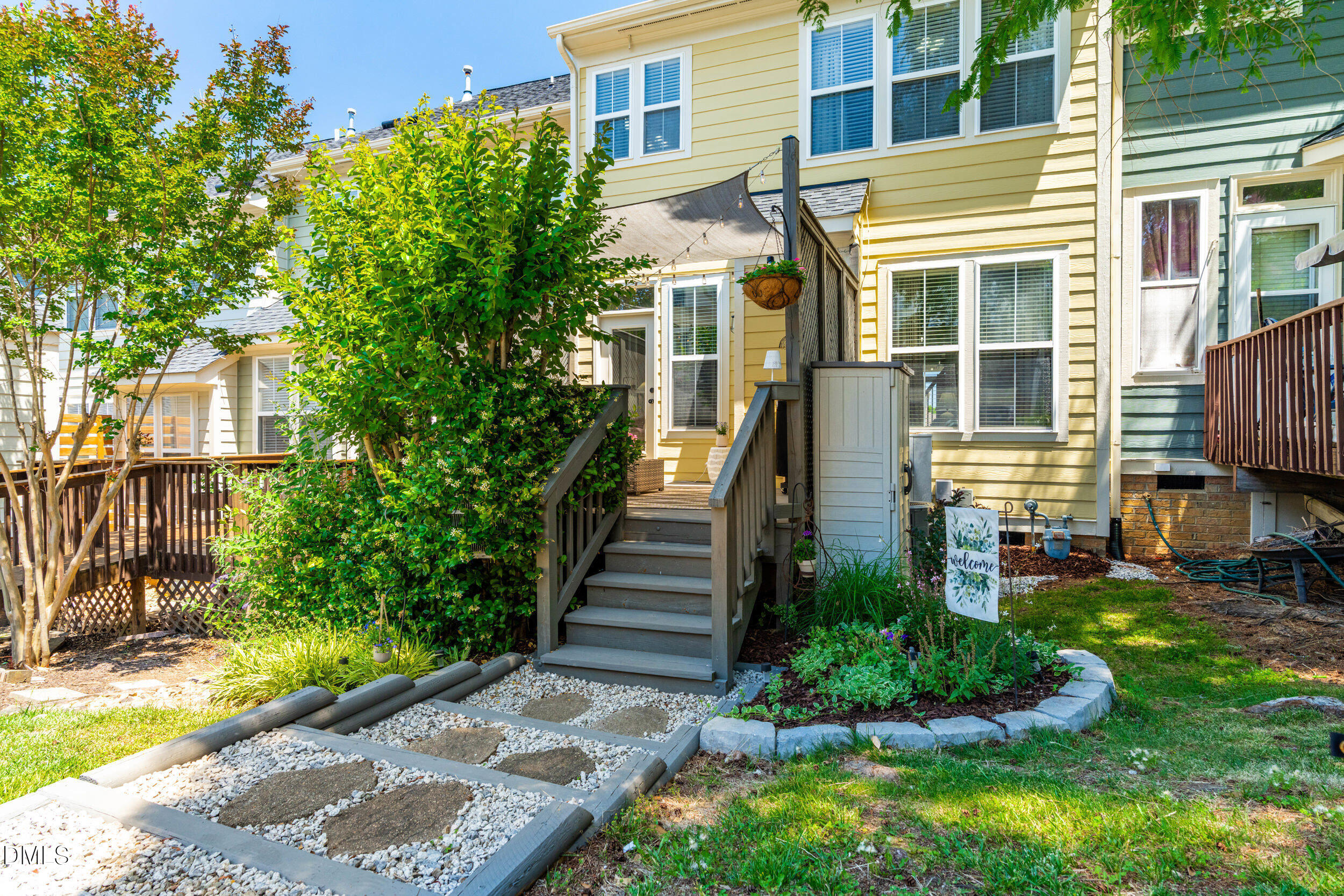 432 Heritage Village Lane