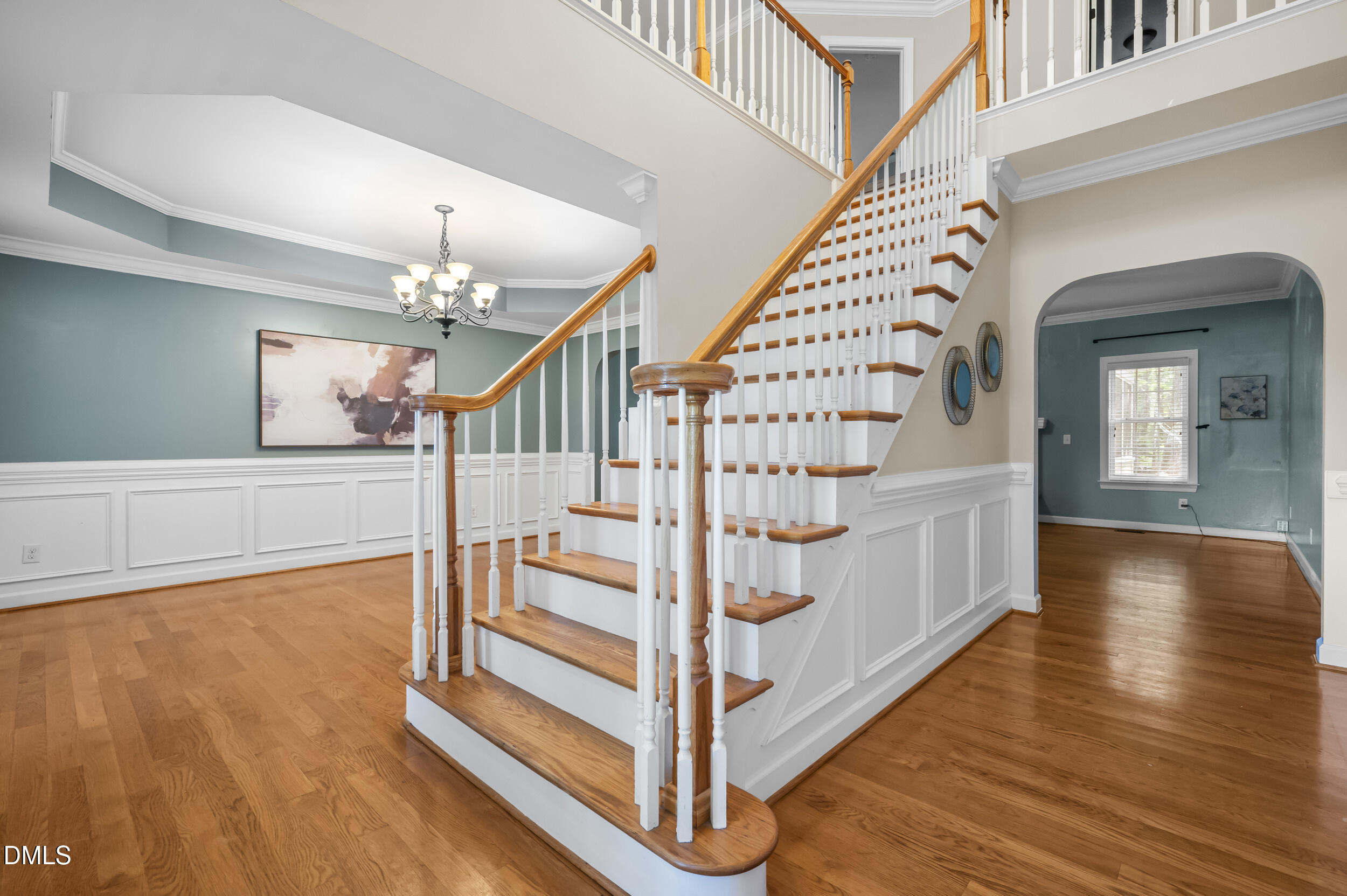 25 Chaucer Court E