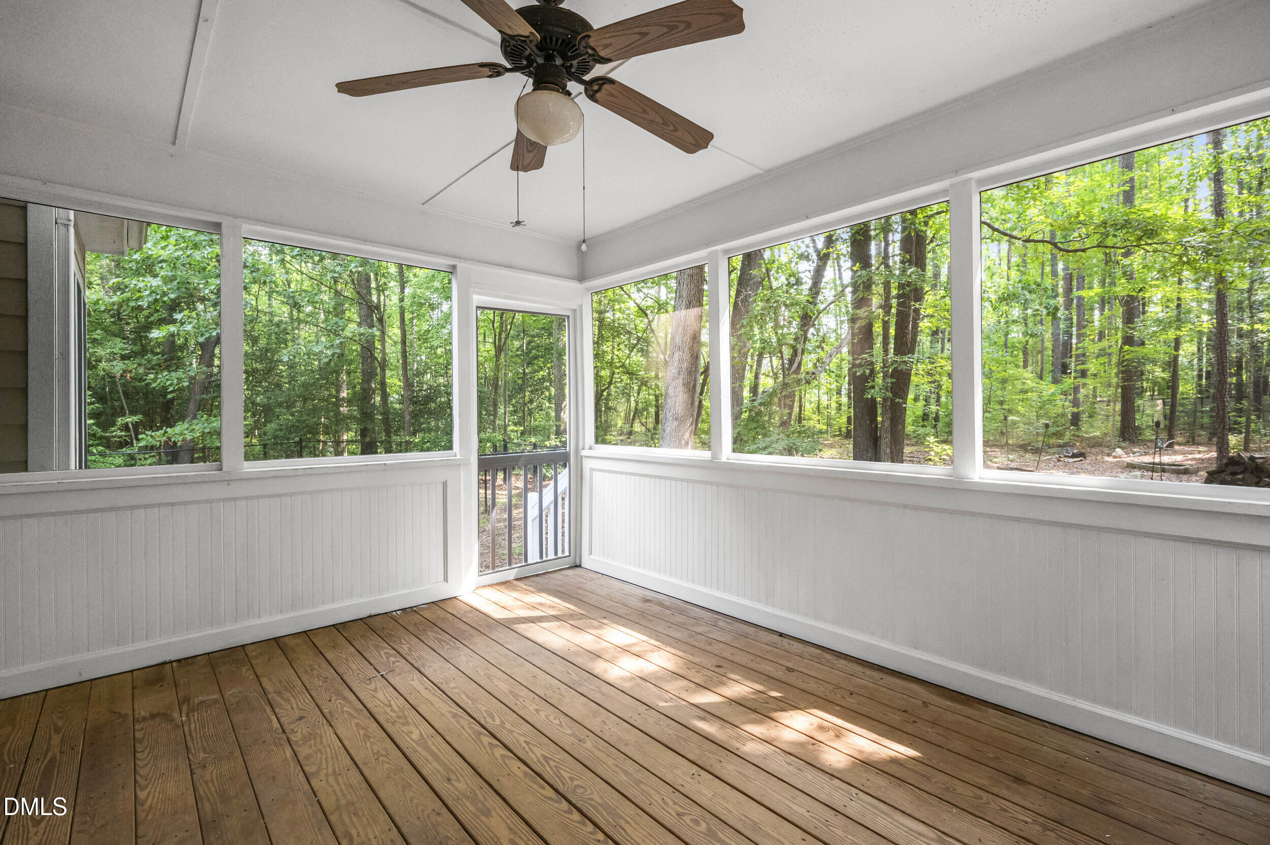 25 Chaucer Court E