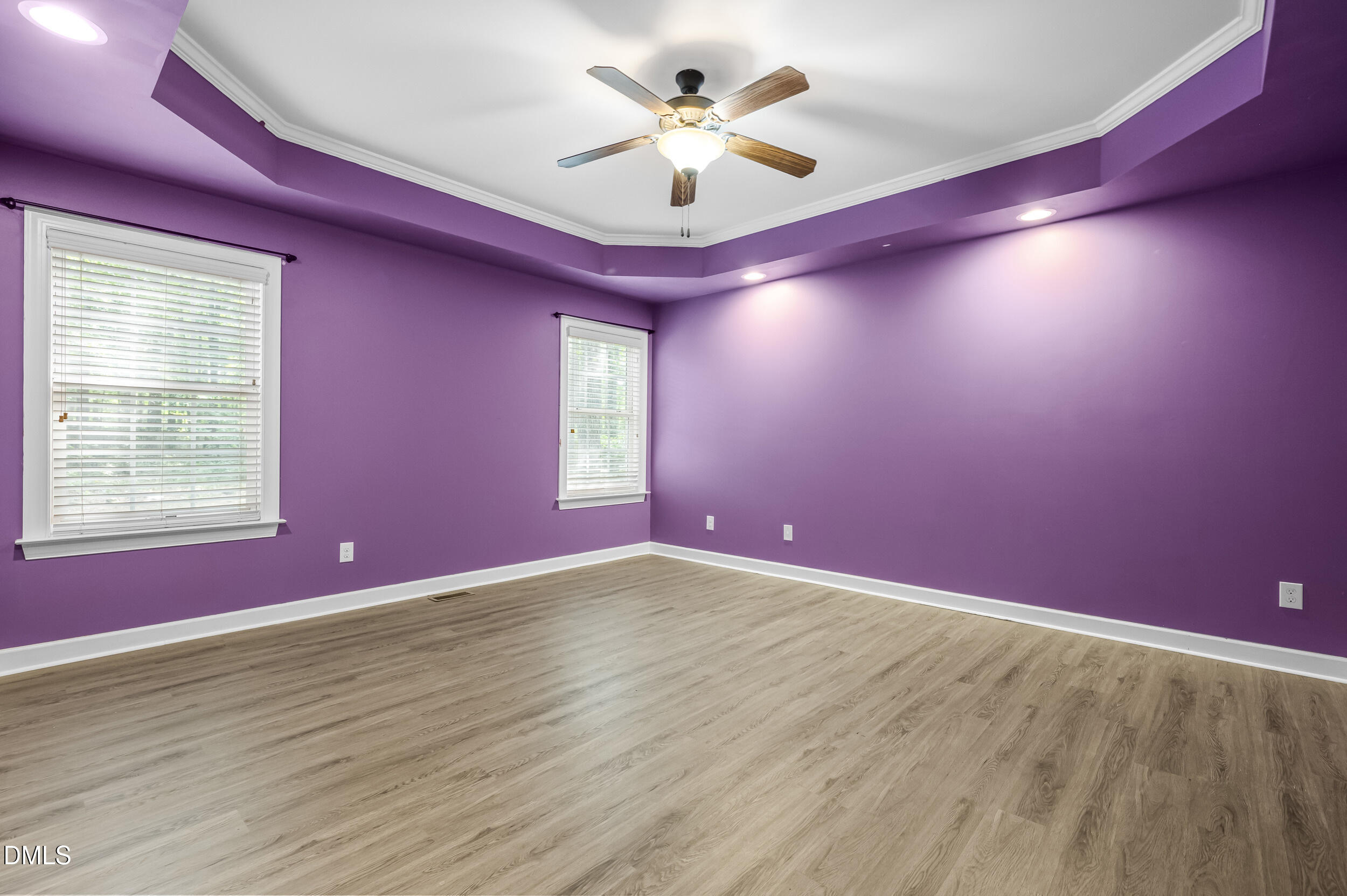 25 Chaucer Court E