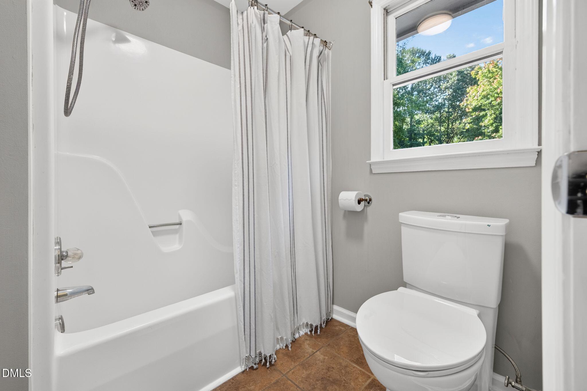 1206 Little Acres Drive