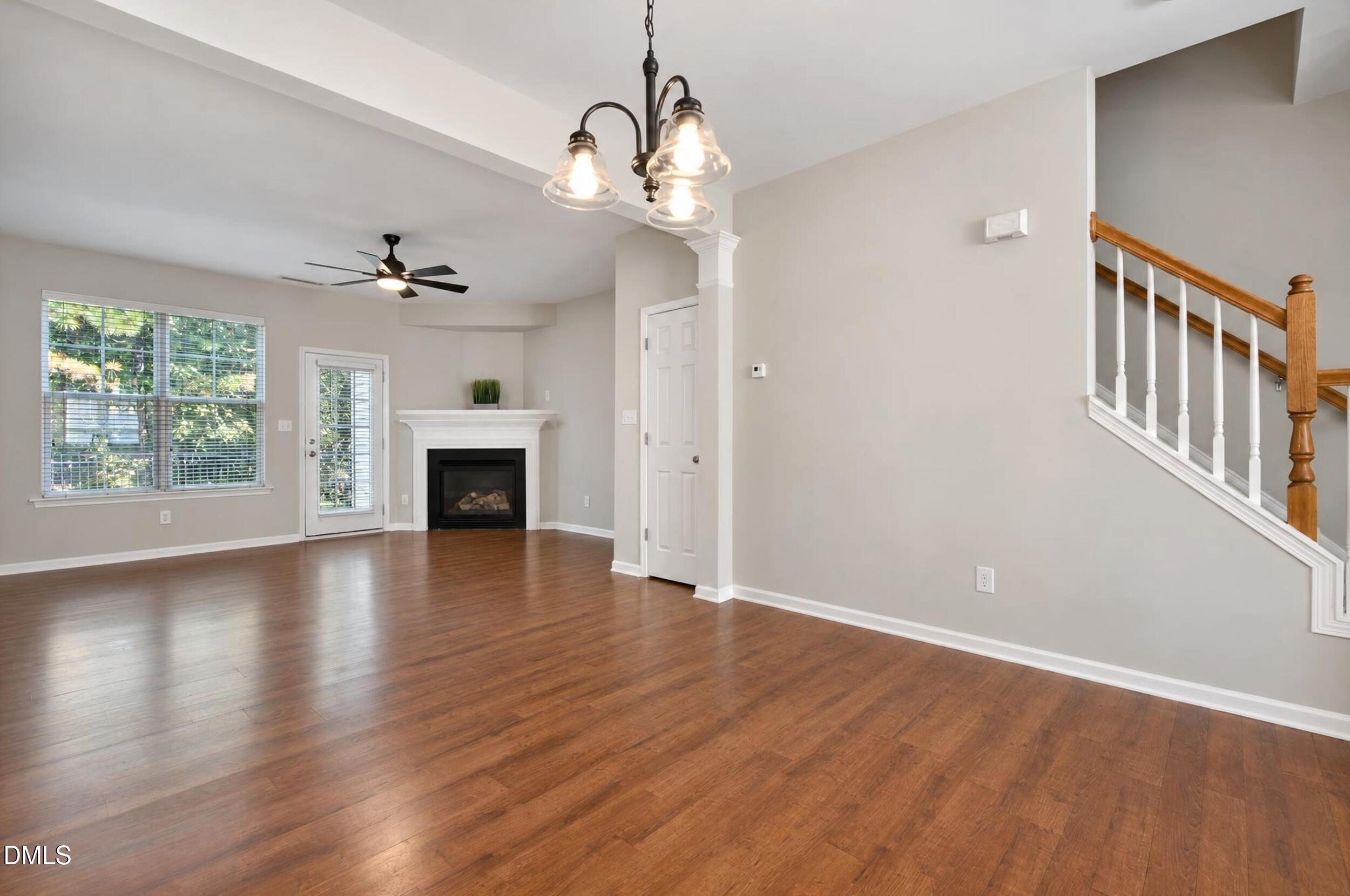 8422 Central Drive