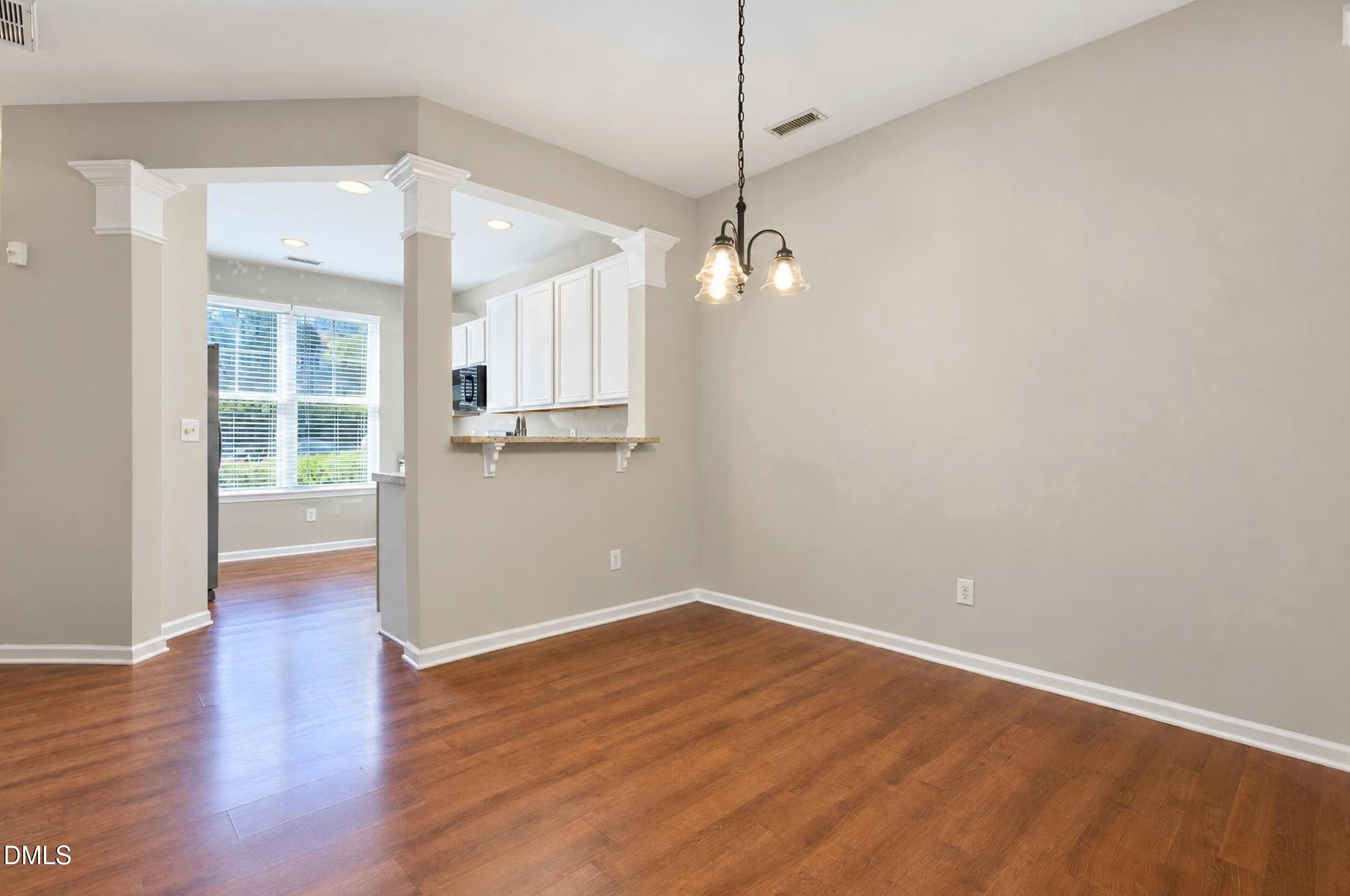 8422 Central Drive