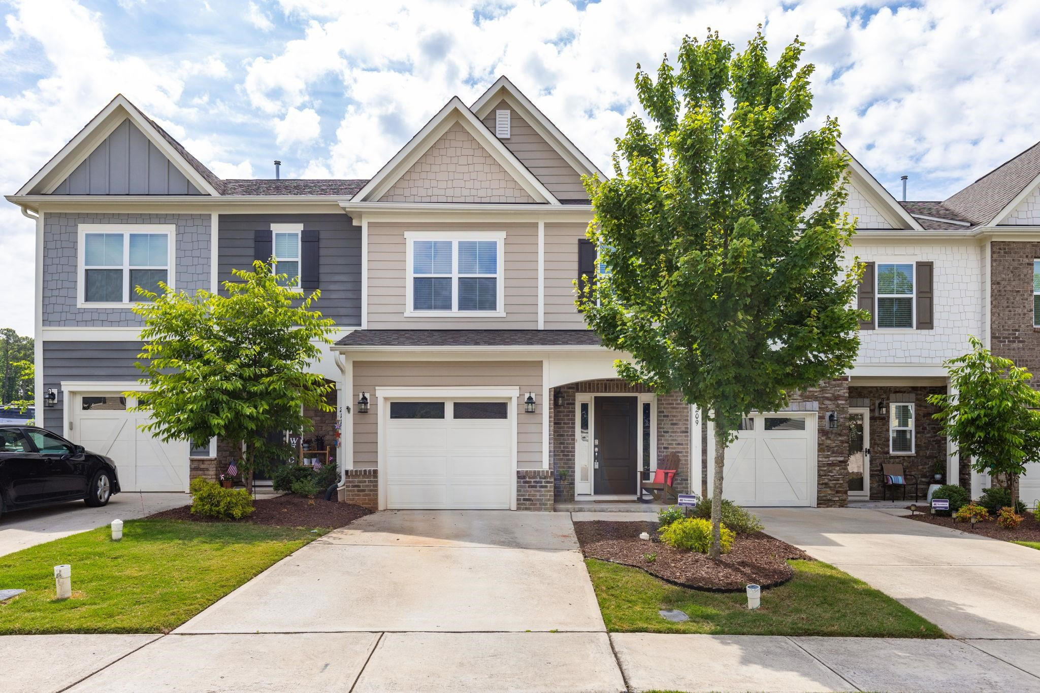 209 Castien Cove Place
