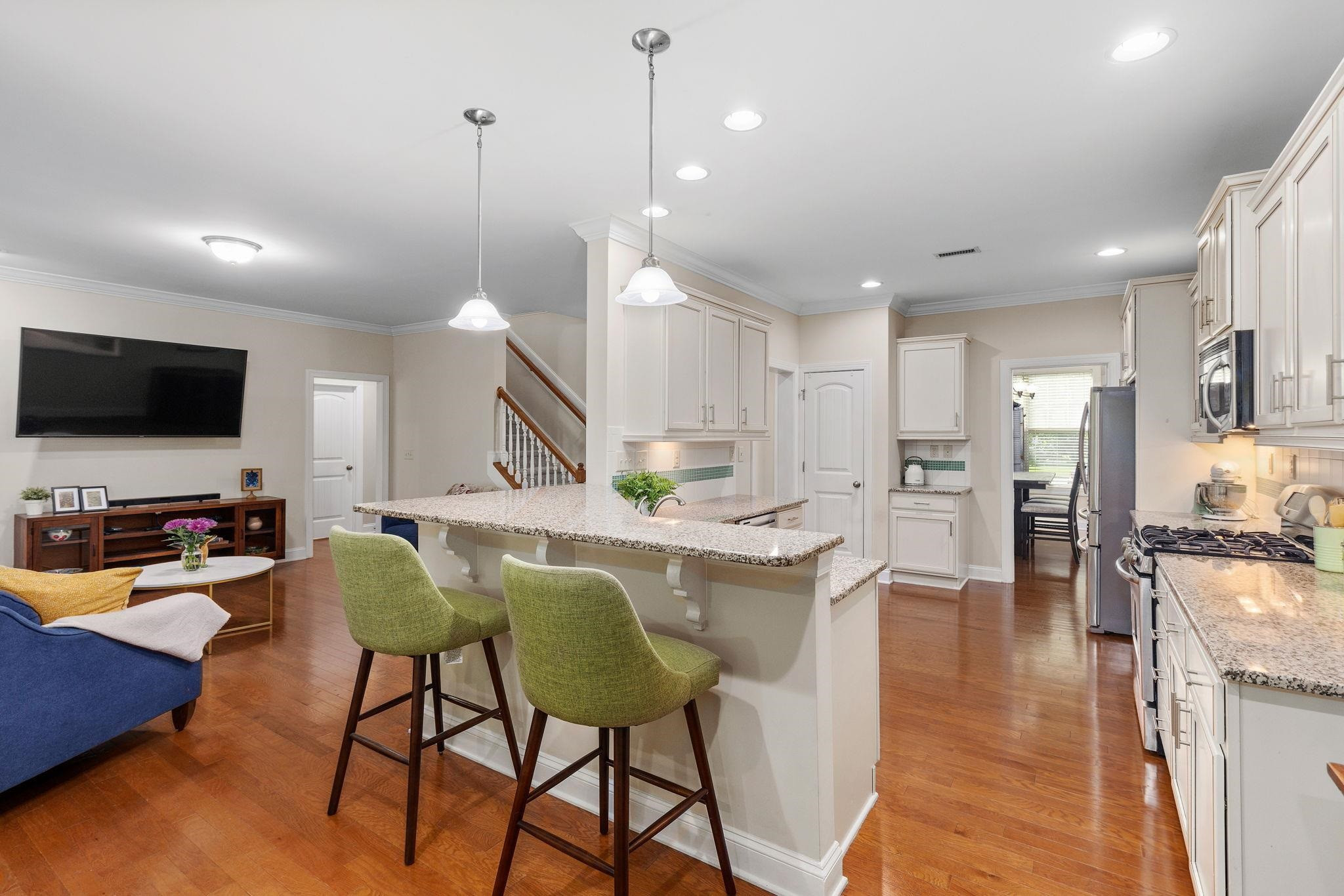 810 Hesler Court