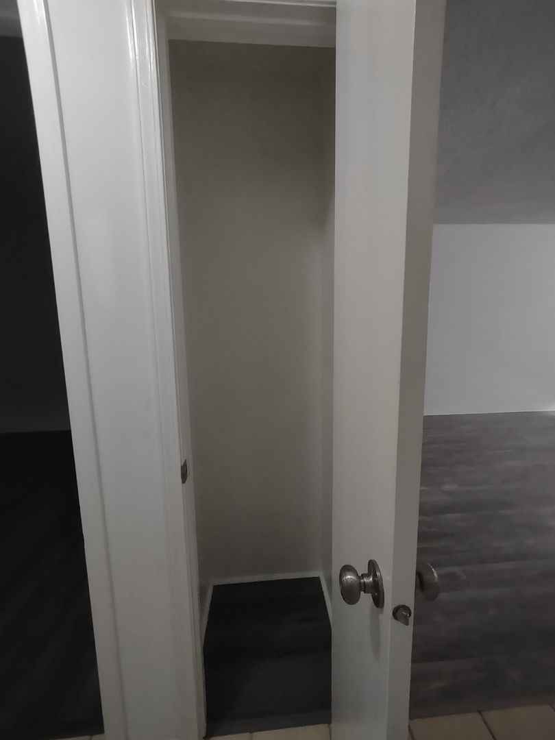 4041 S Harlem Avenue Unit: 3