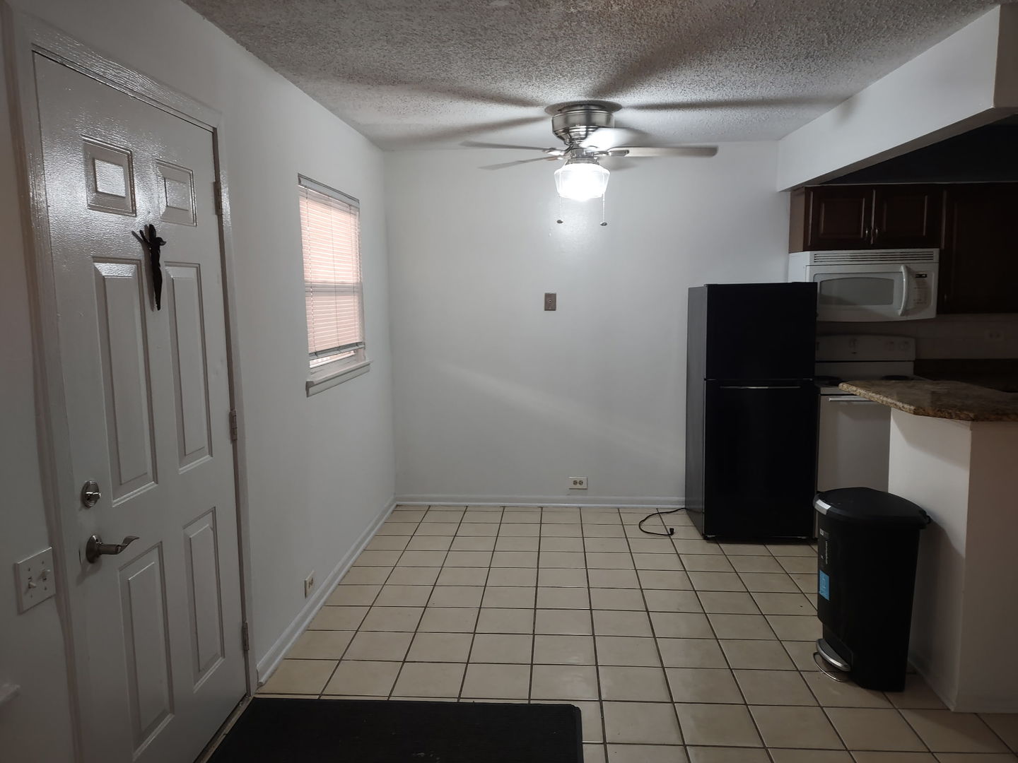 4041 S Harlem Avenue Unit: 3