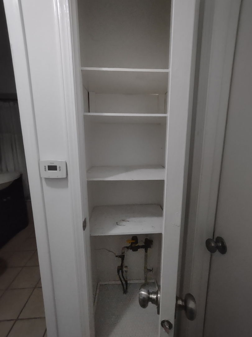 4041 S Harlem Avenue Unit: 3