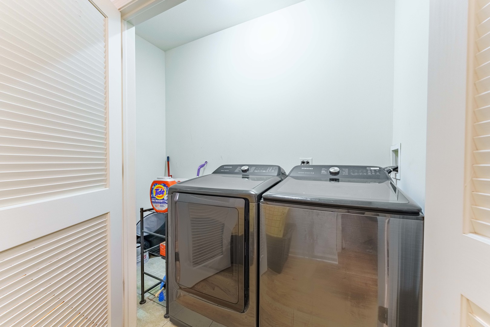 5218 W Galewood Avenue Unit: A
