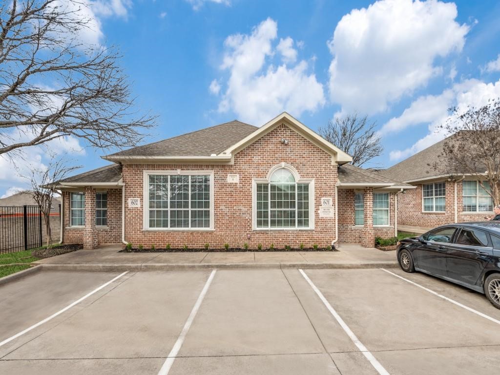 2840 Keller Springs Road 601