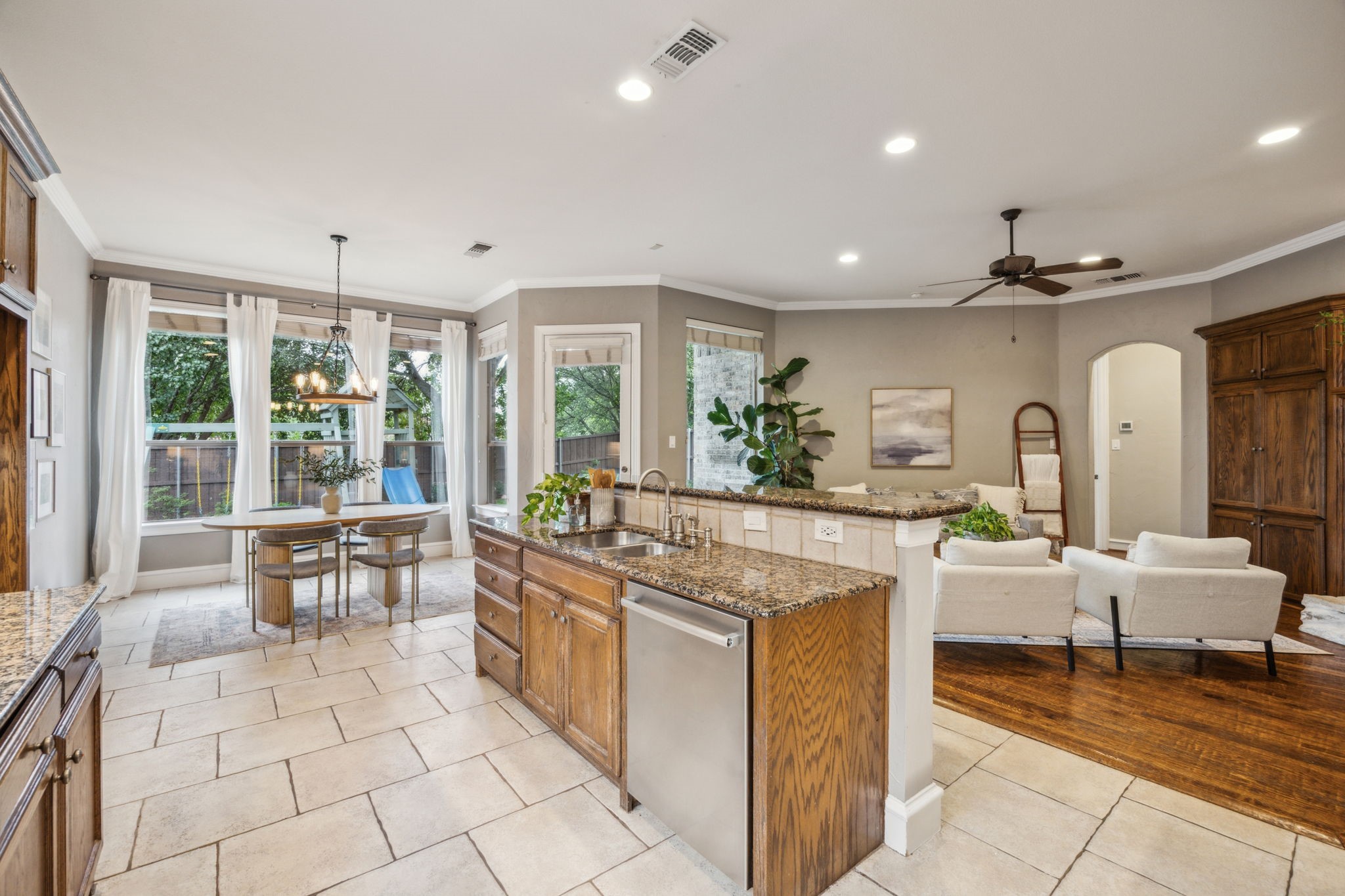 1721 Quarry Lane