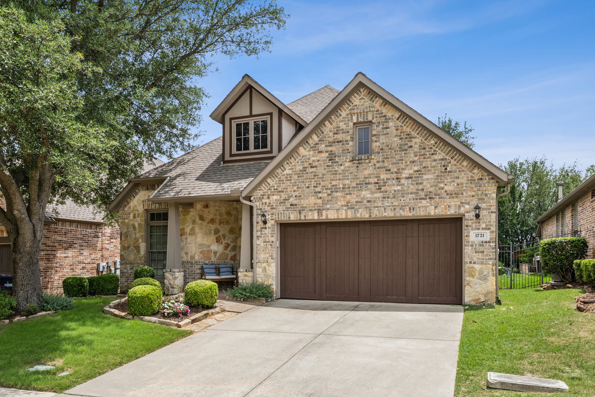 1721 Quarry Lane