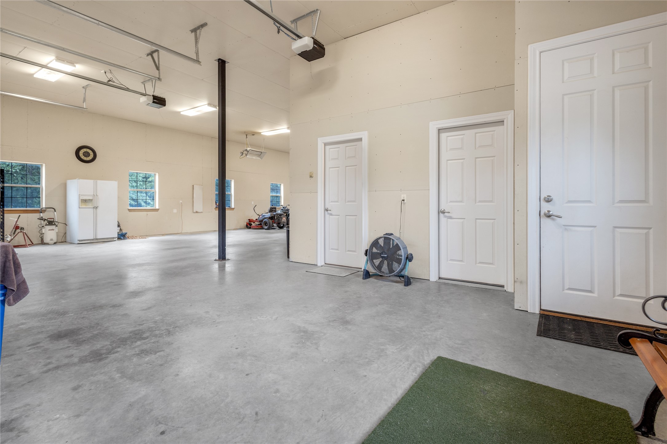 327 County Road 2275