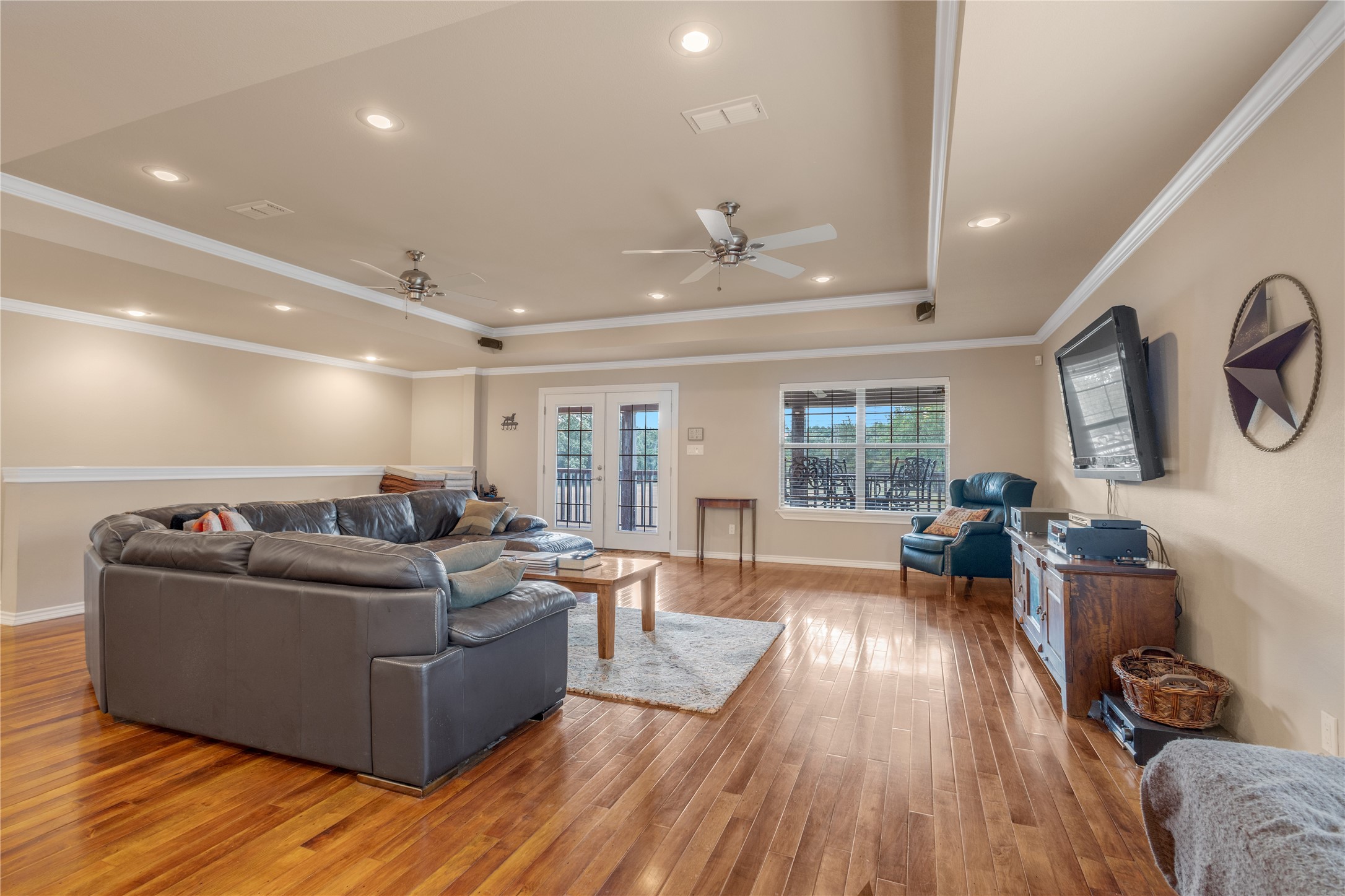 327 County Road 2275
