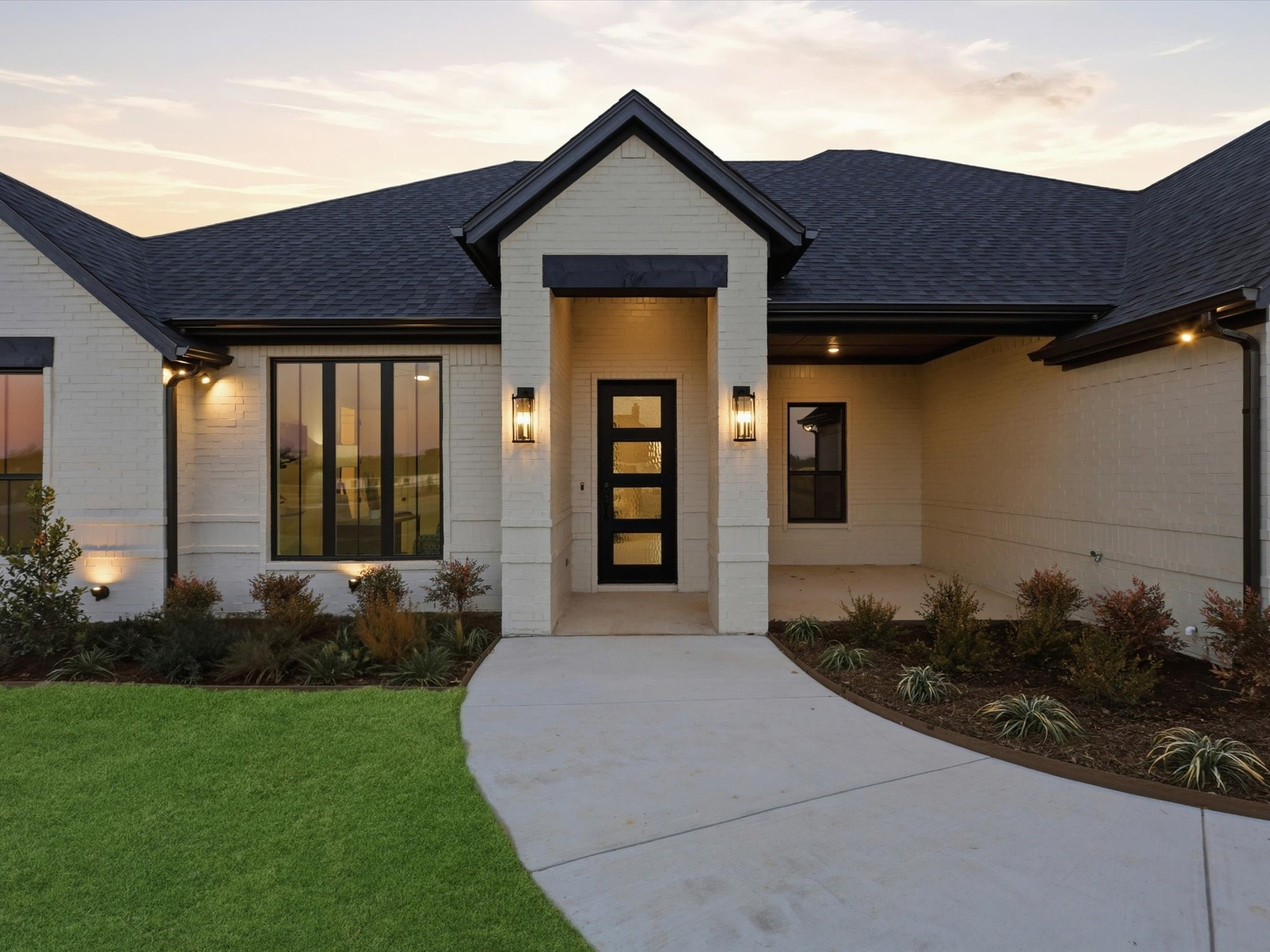 2009 Forest Bridge Drive