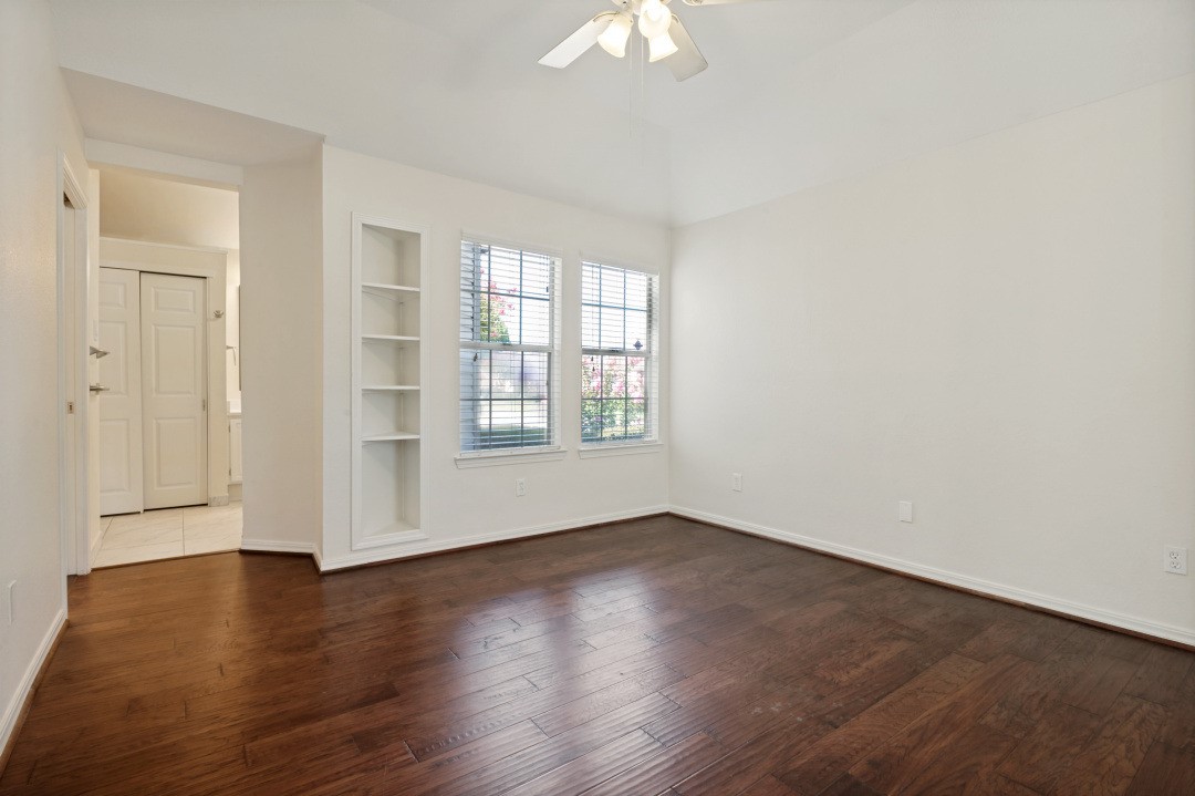 18131 Whispering Gables Lane