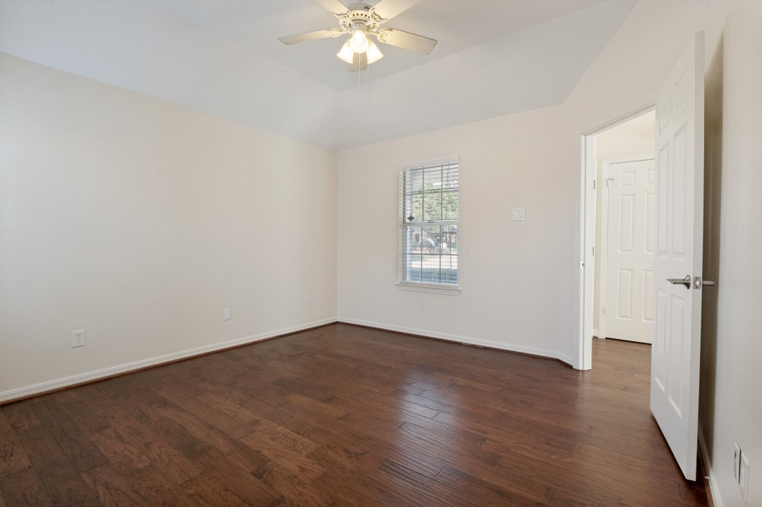 18131 Whispering Gables Lane