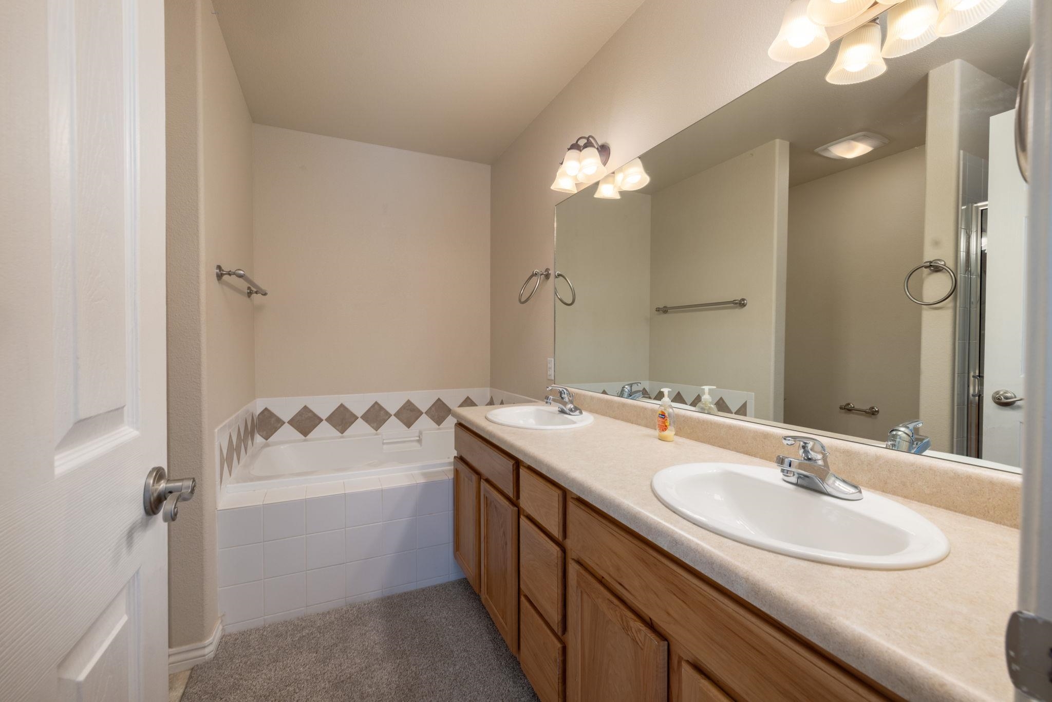 742 Glen Court Unit: 20