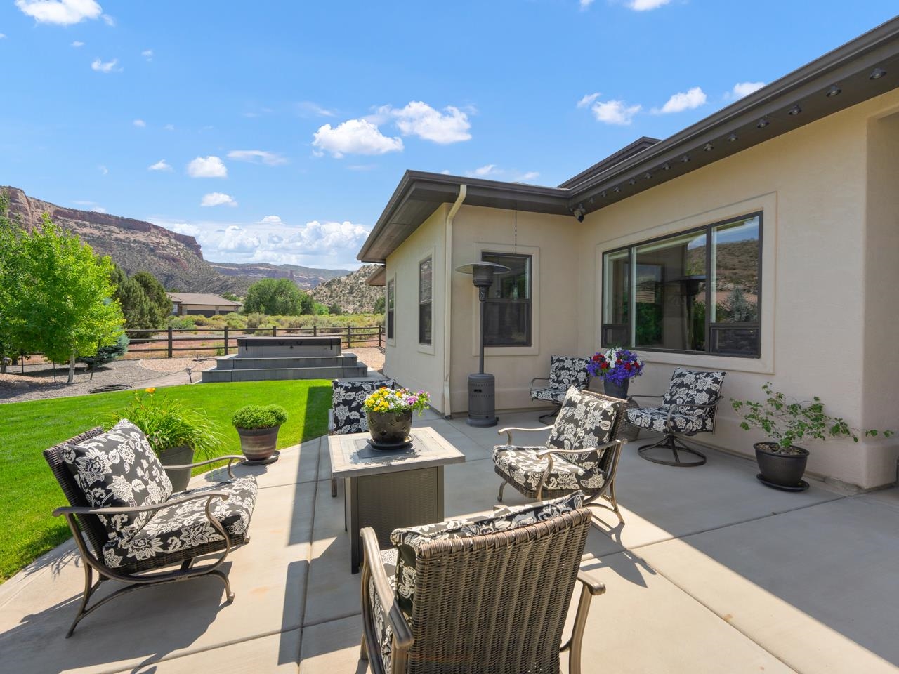 1891 S Deer Park Circle