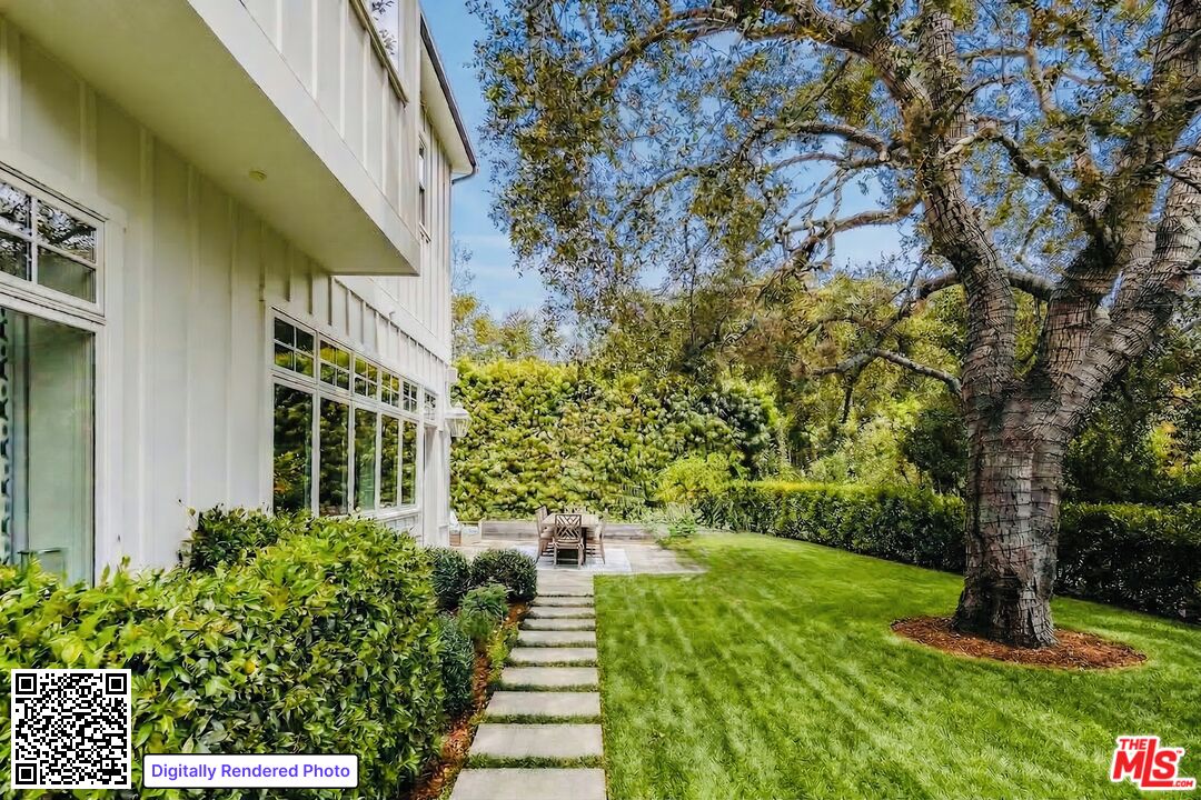 782 Ranch Ln