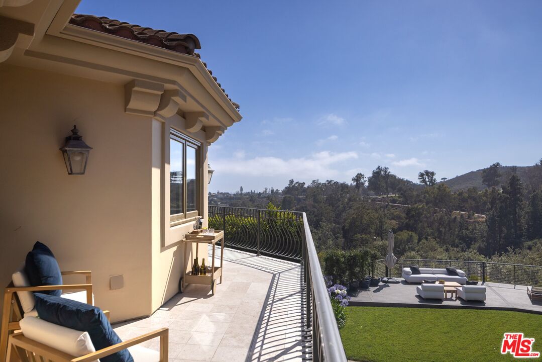 13731 Romany Dr