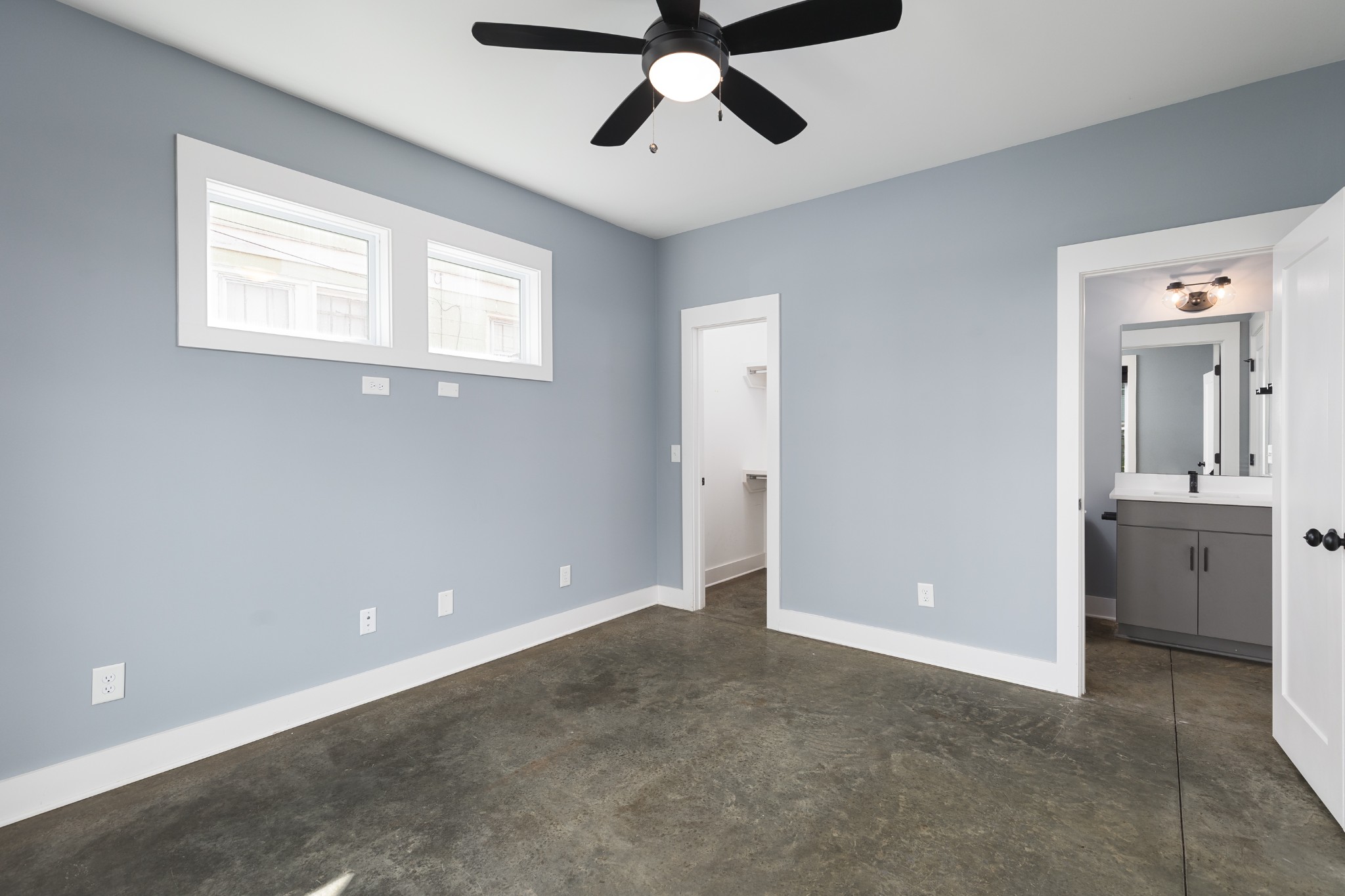 1721B Knowles St Unit: B