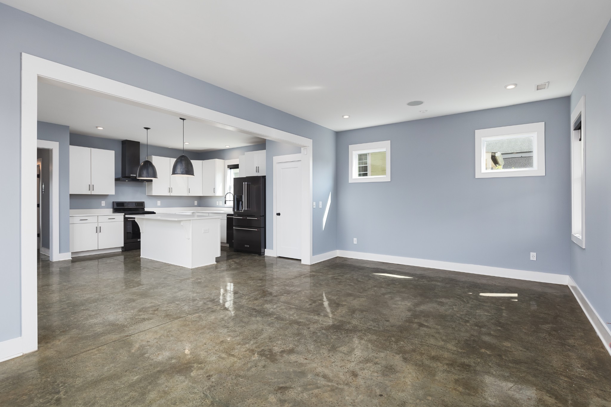1721B Knowles St Unit: B