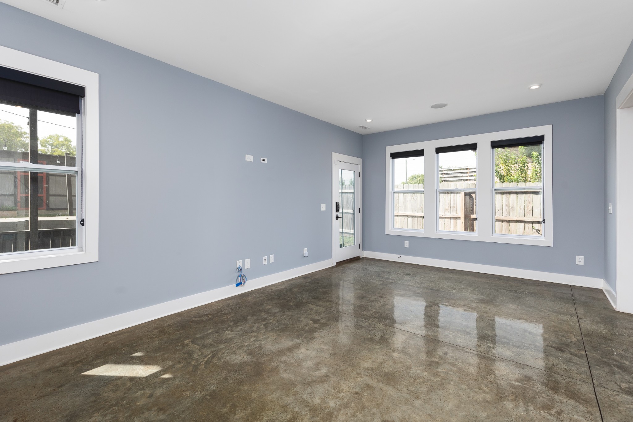 1721B Knowles St Unit: B