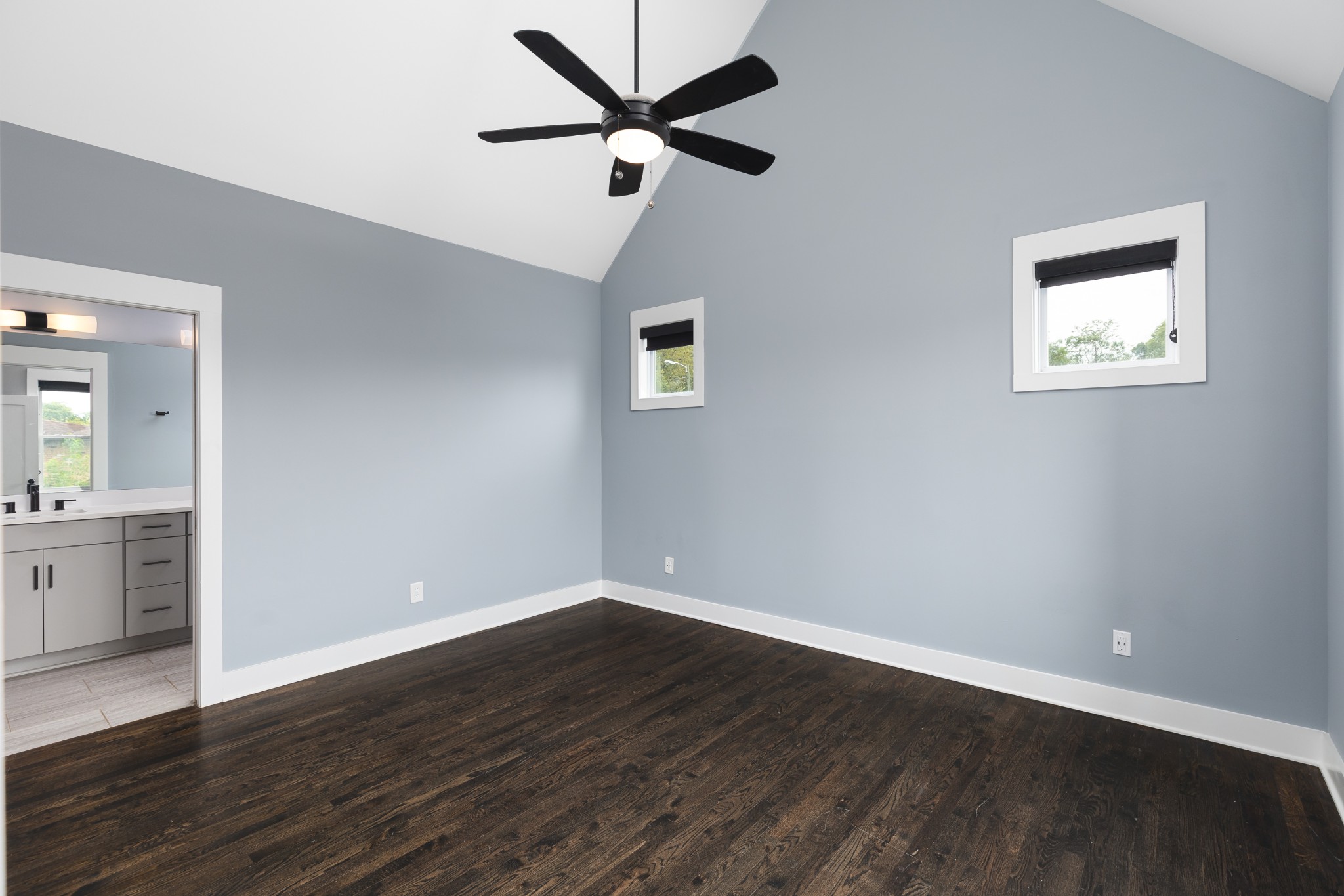 1721B Knowles St Unit: B
