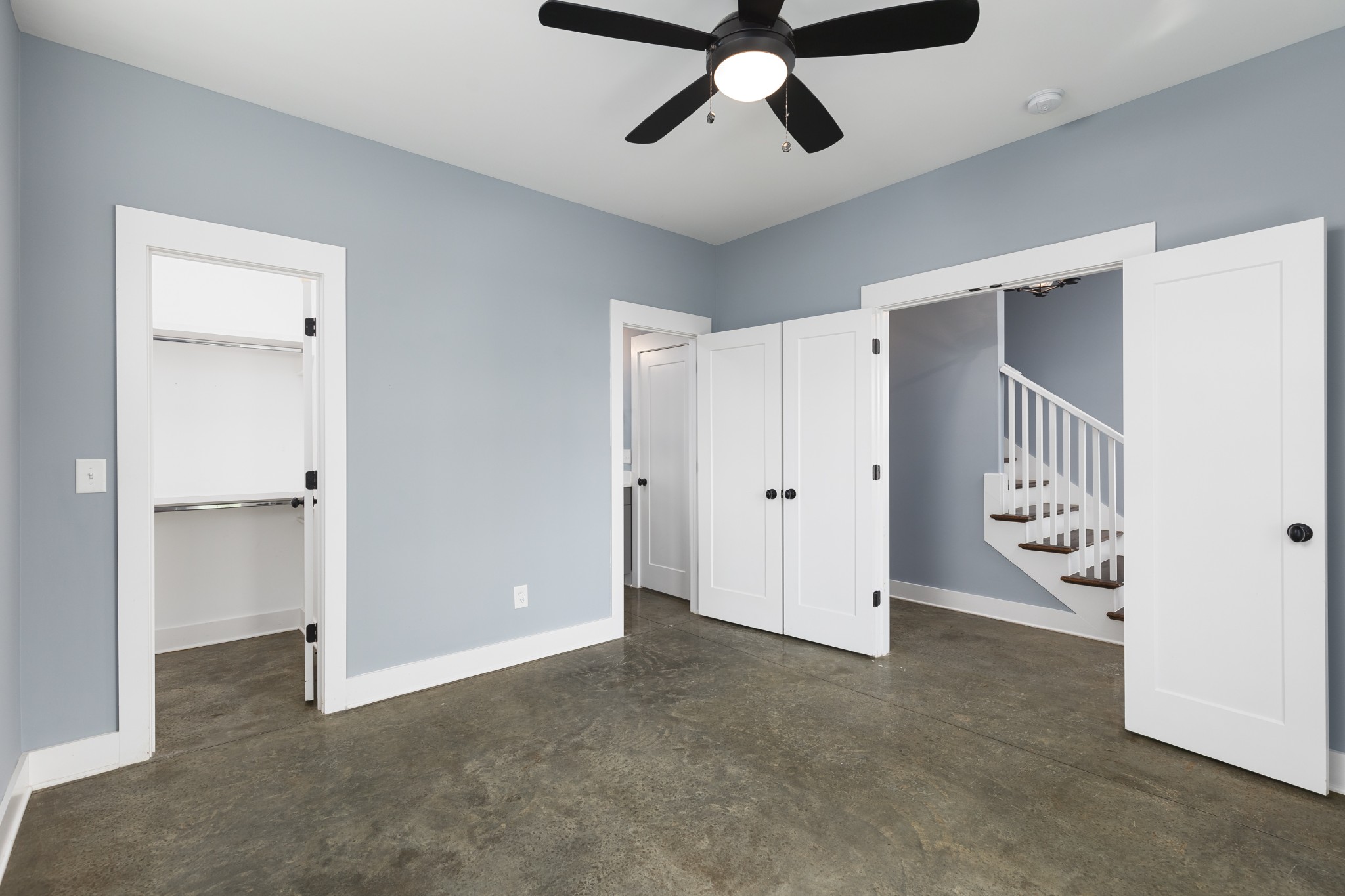 1721B Knowles St Unit: B