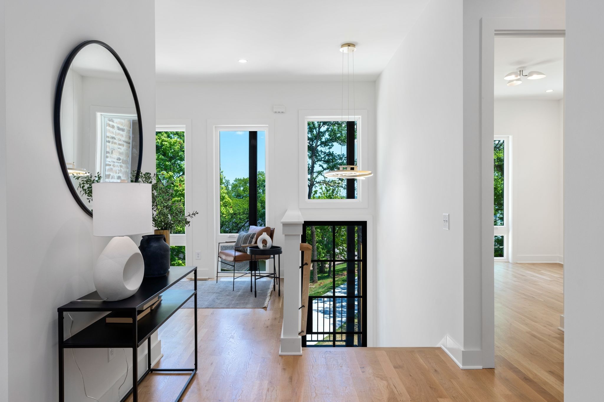 2211 Summitt Ave Unit: A