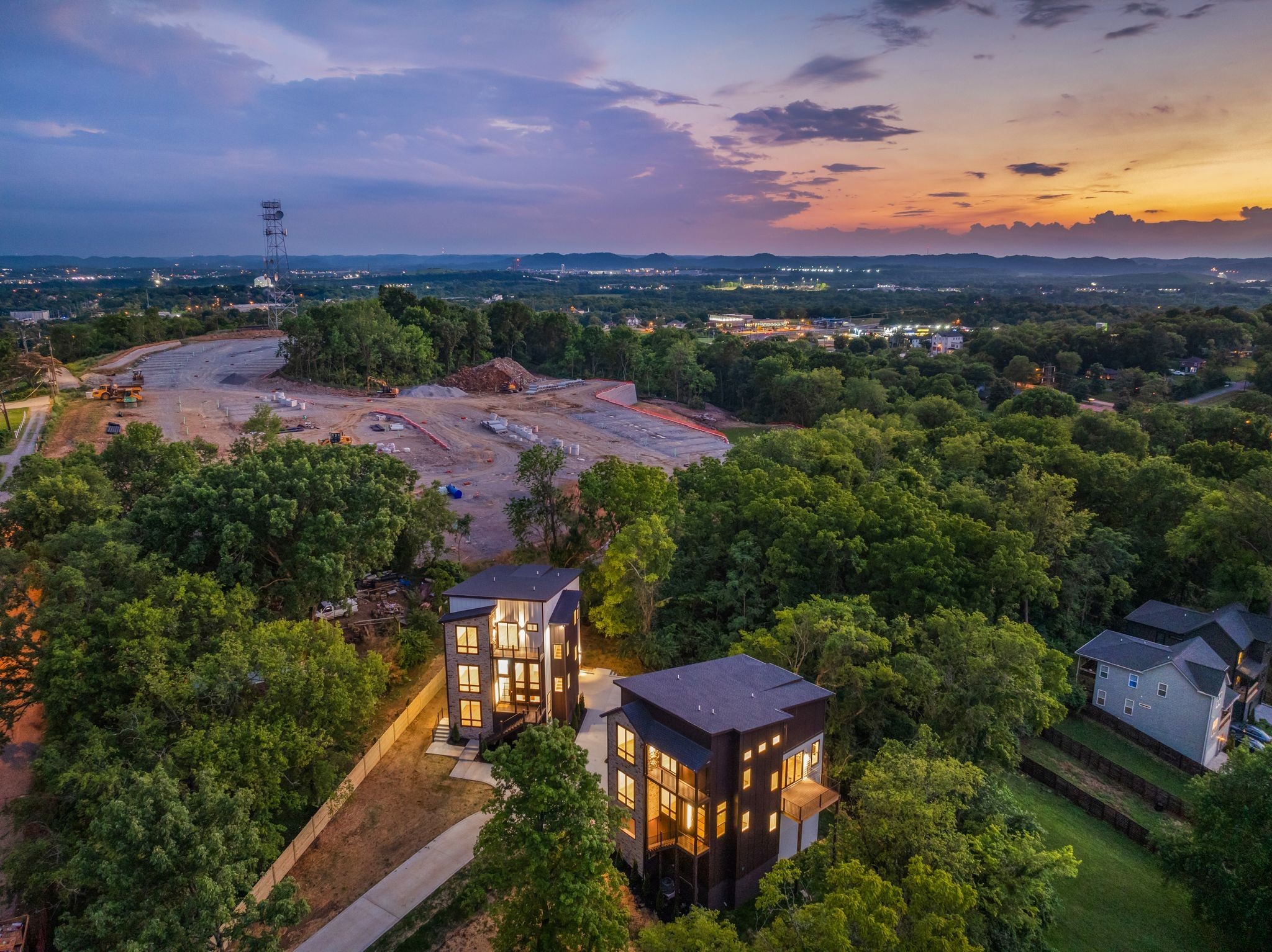 2211 Summitt Ave Unit: A