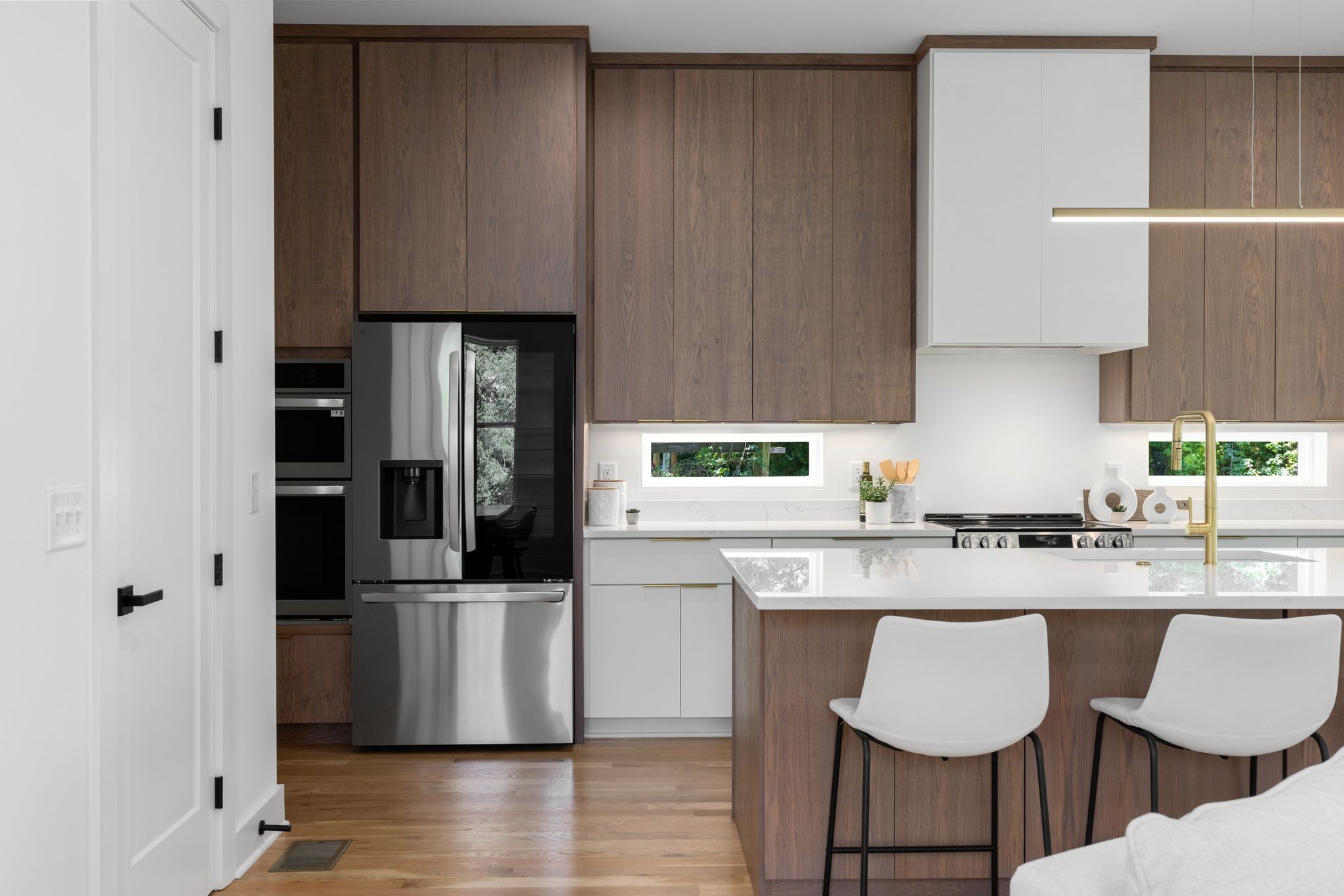 2211 Summitt Ave Unit: A