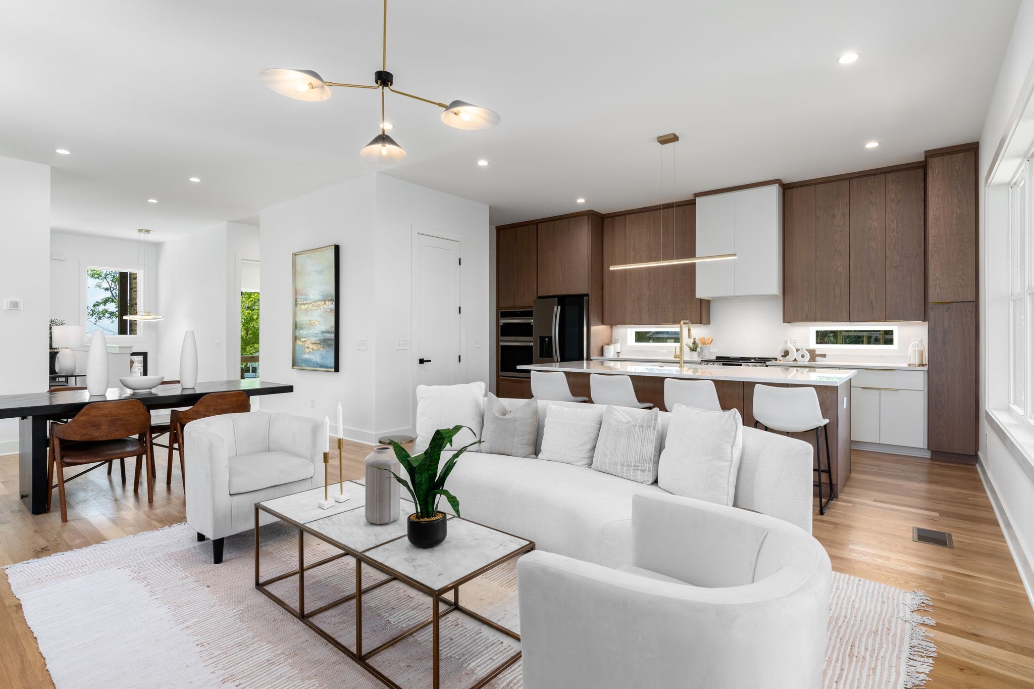 2211 Summitt Ave Unit: A