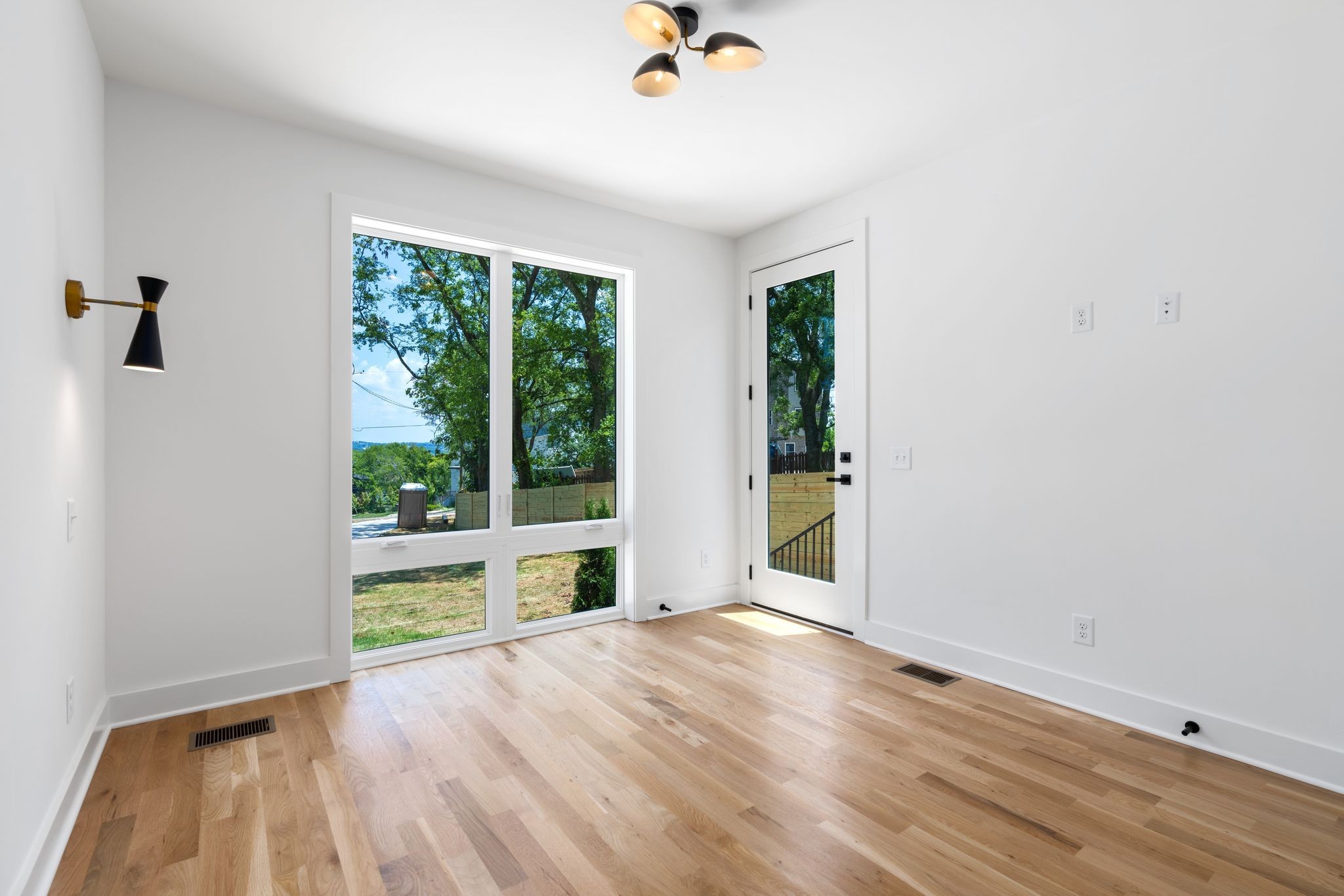 2211 Summitt Ave Unit: A