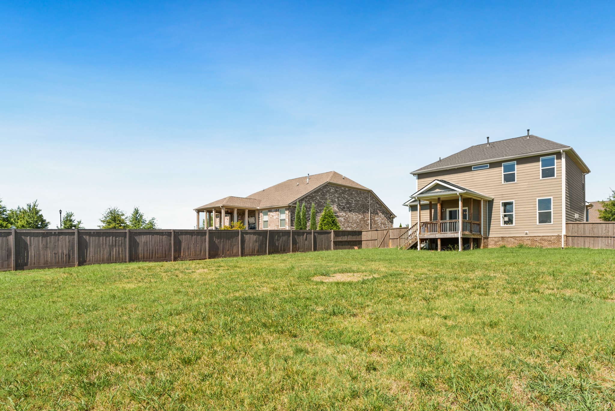 305 Eastwood Ln