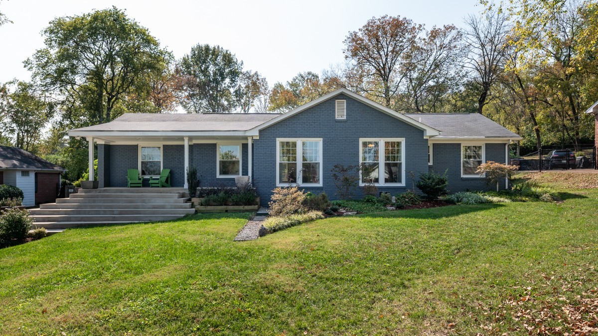 81 Brookwood Ter