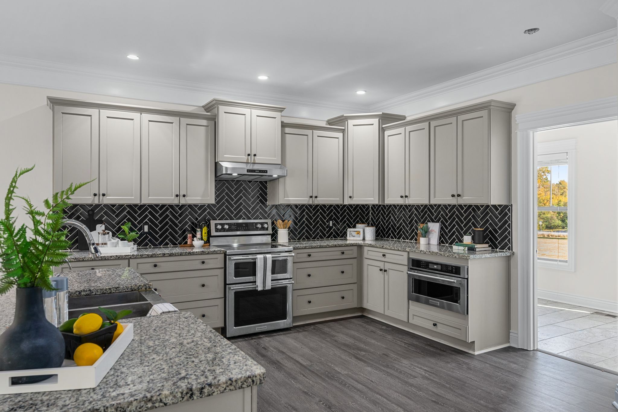 5565 Brick Church Pike