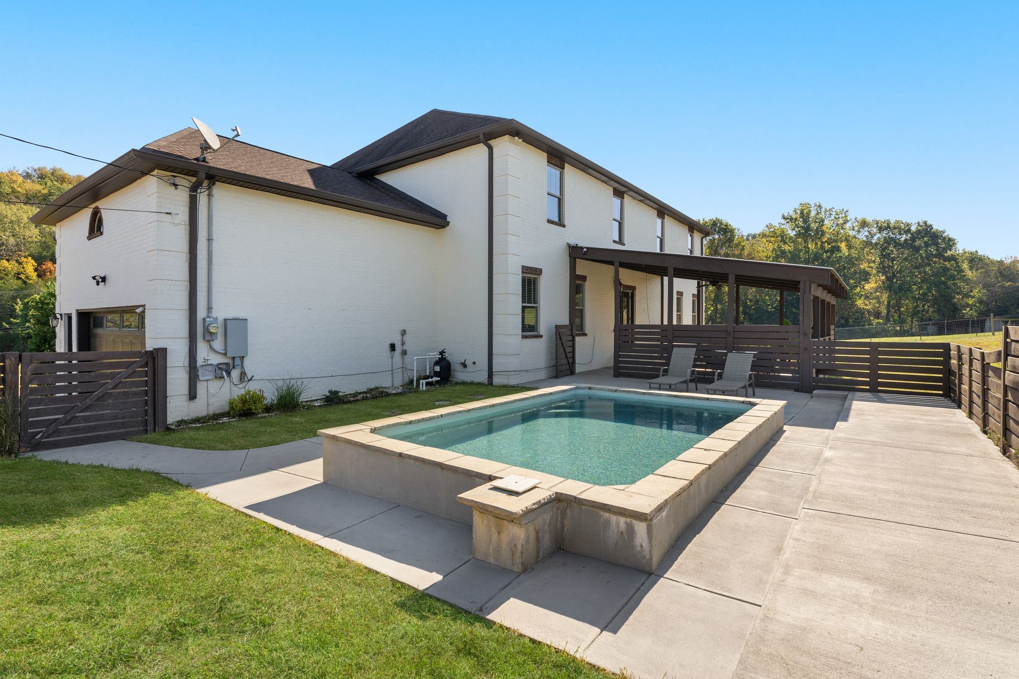 5565 Brick Church Pike