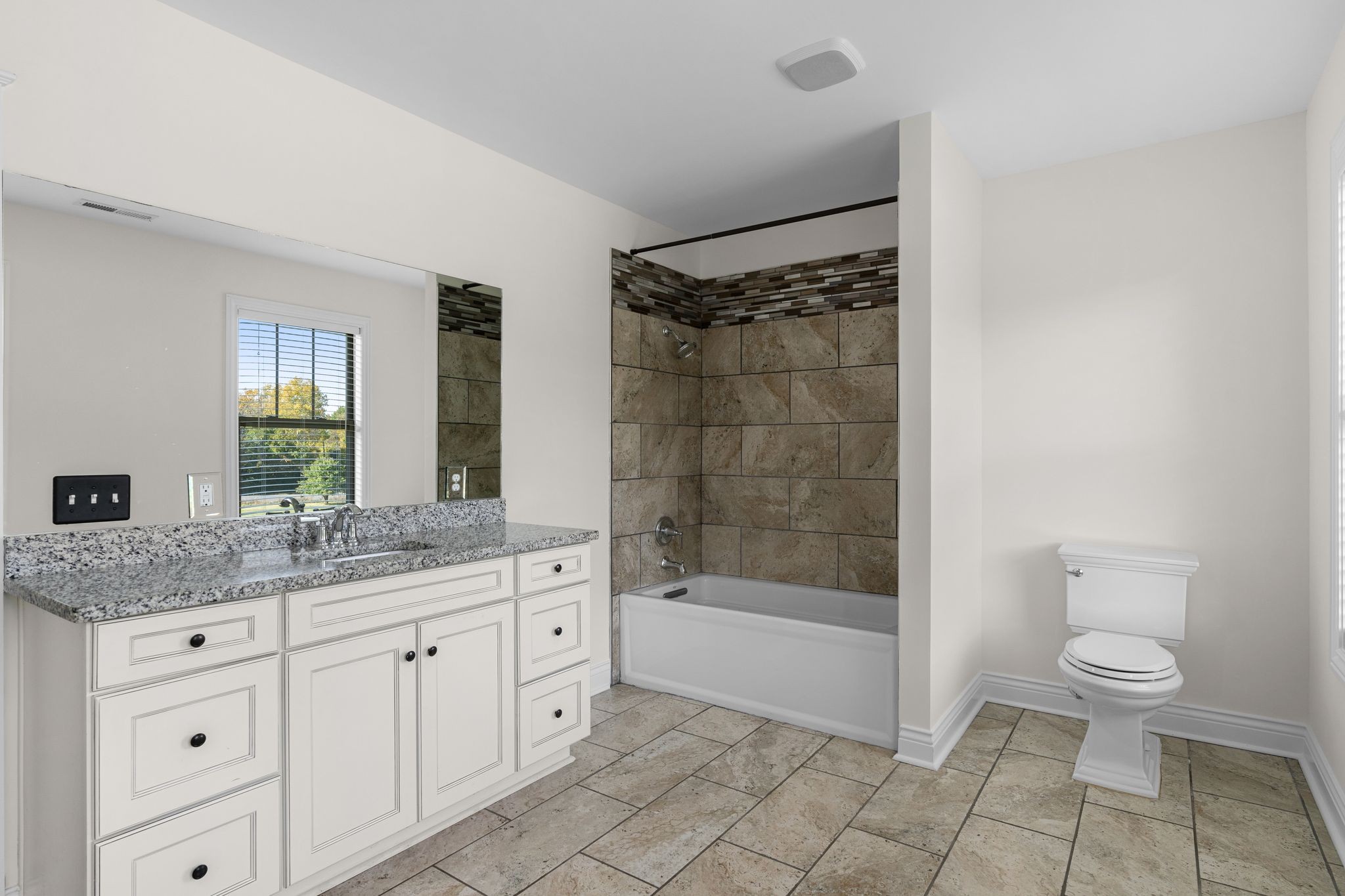 5565 Brick Church Pike