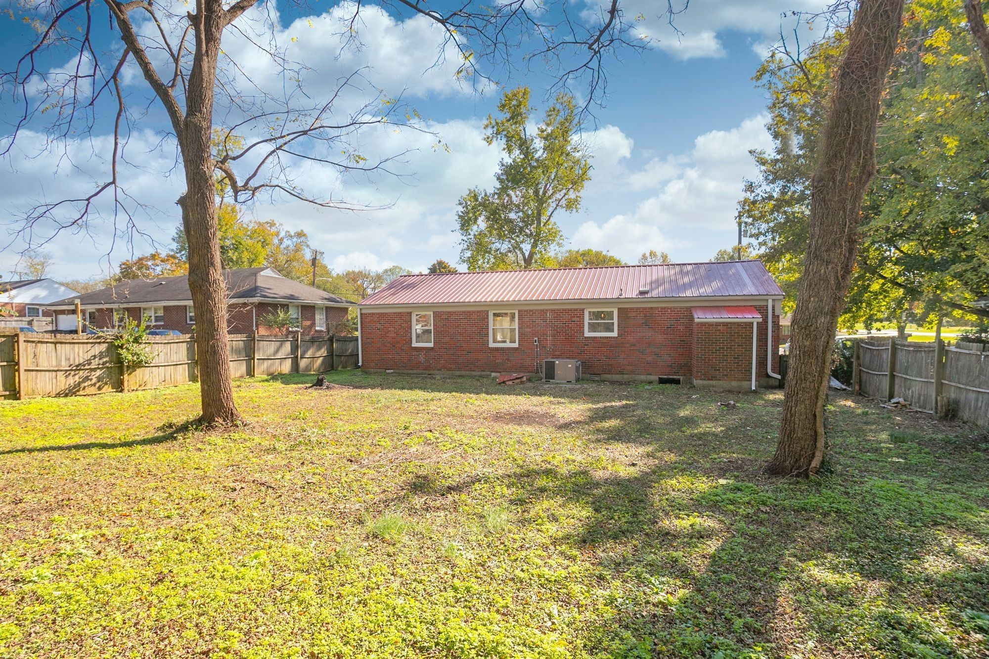 912 Allen Rd