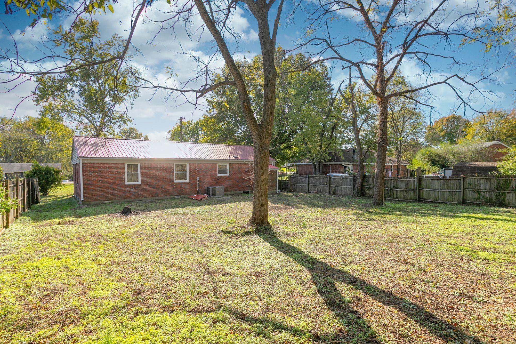912 Allen Rd