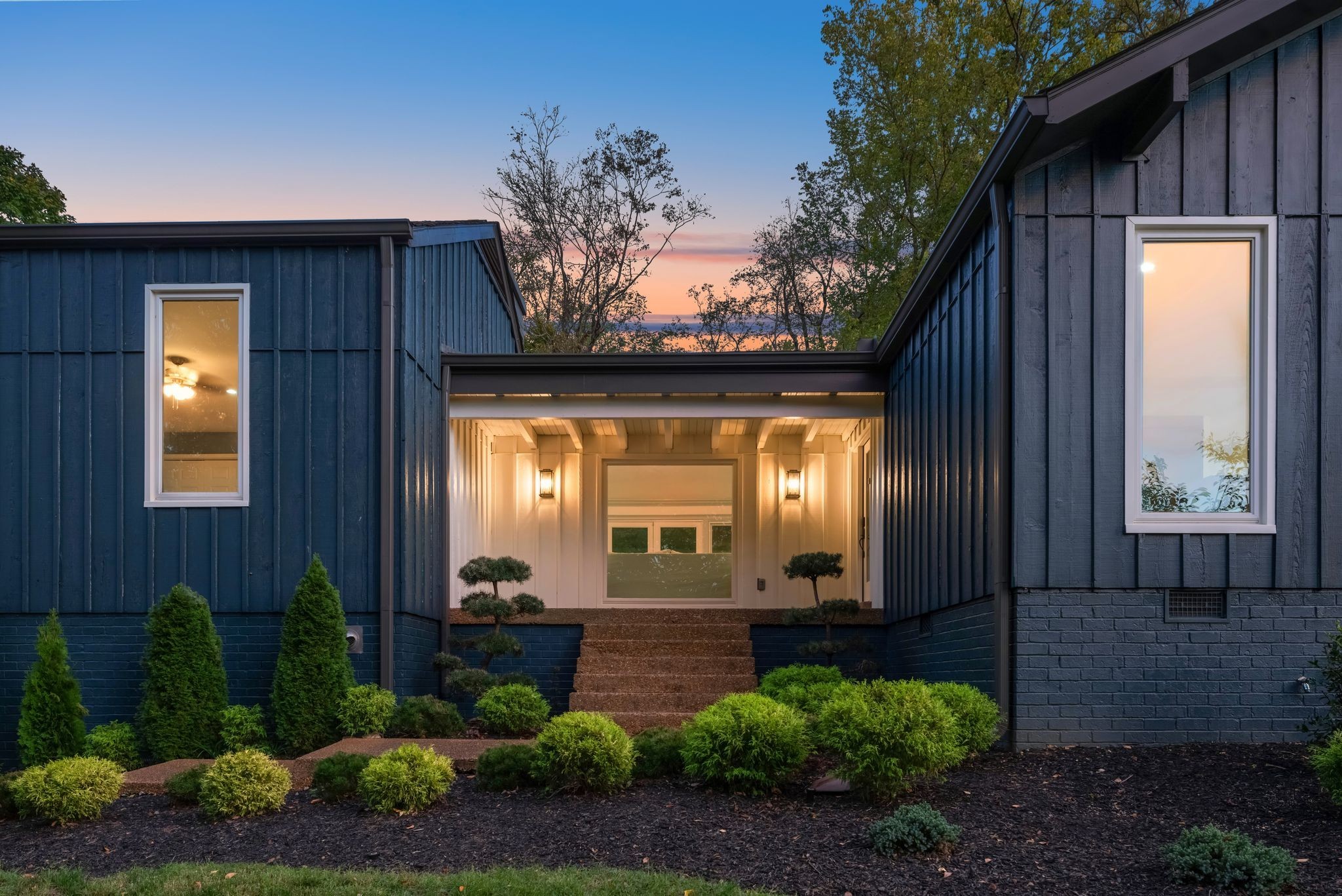 109 Oakmont Dr