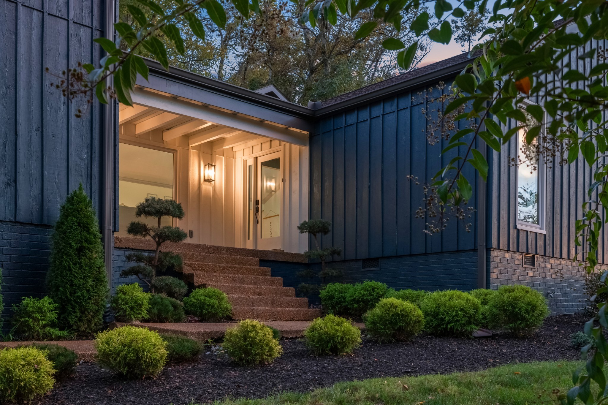109 Oakmont Dr