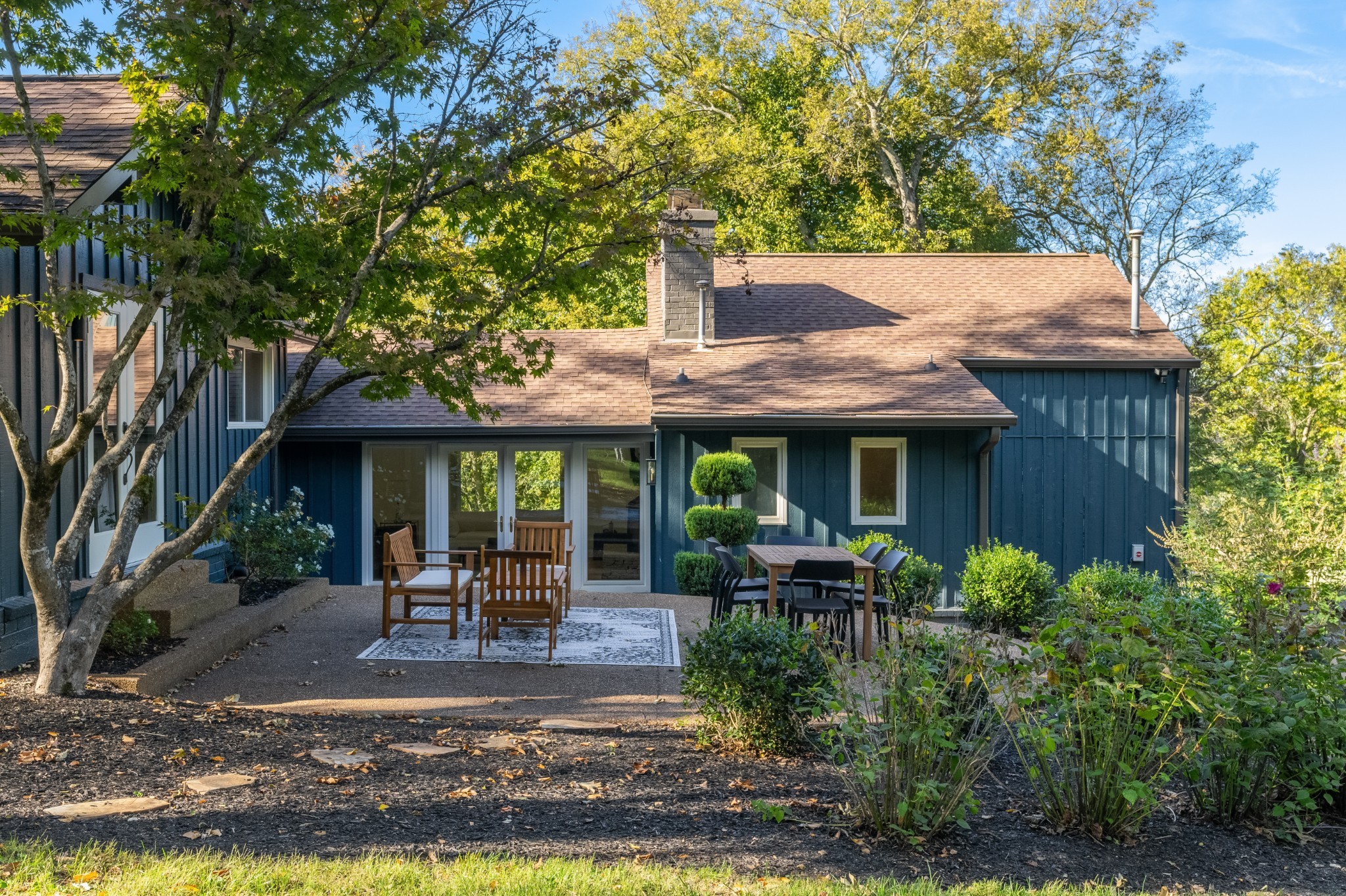 109 Oakmont Dr