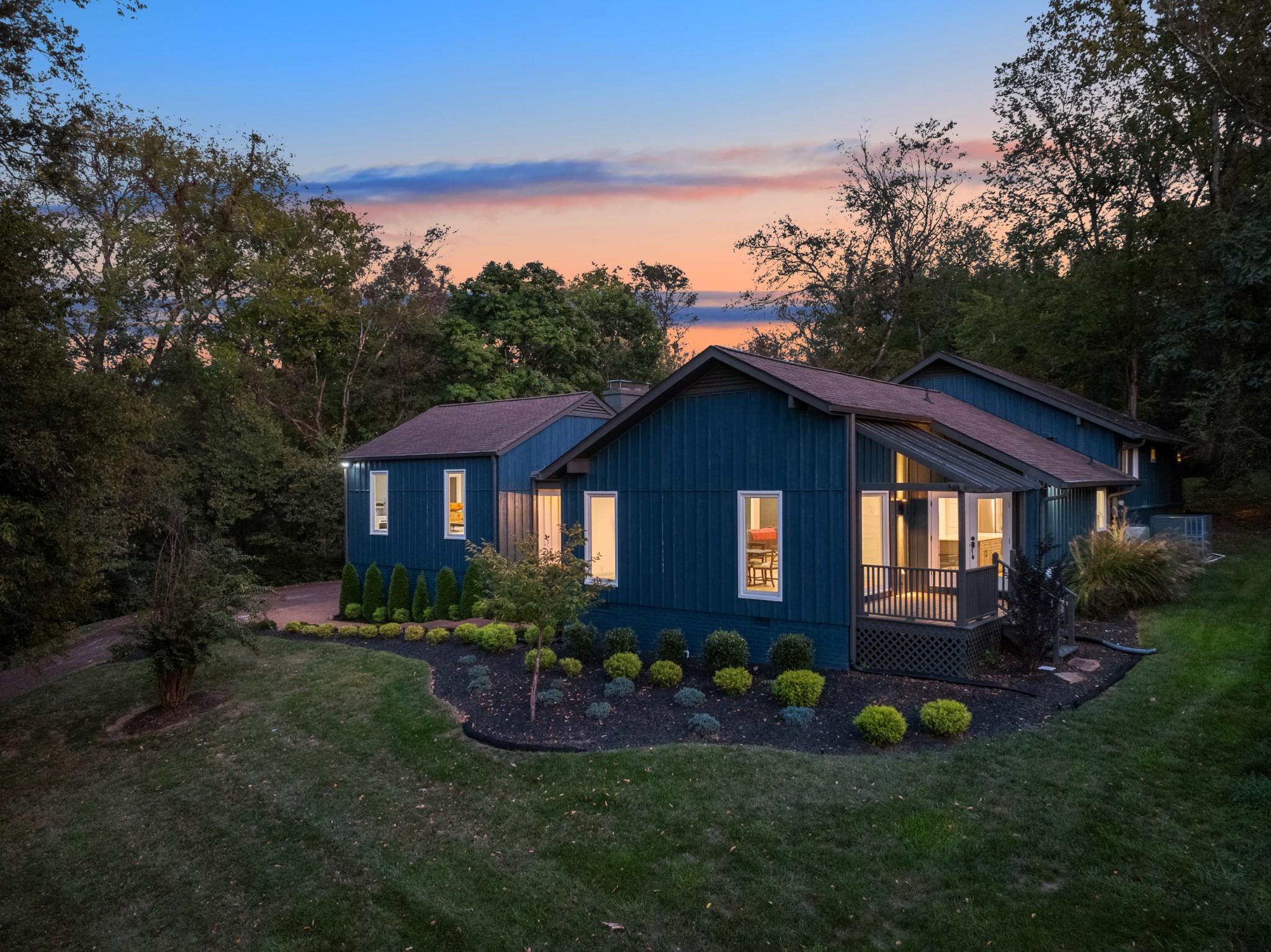 109 Oakmont Dr