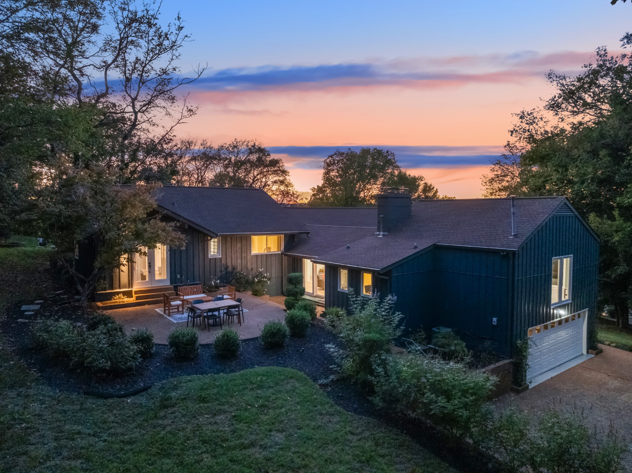 109 Oakmont Dr